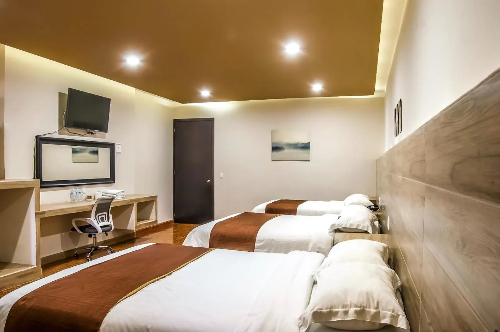 Bed in Hotel Luna Caribe