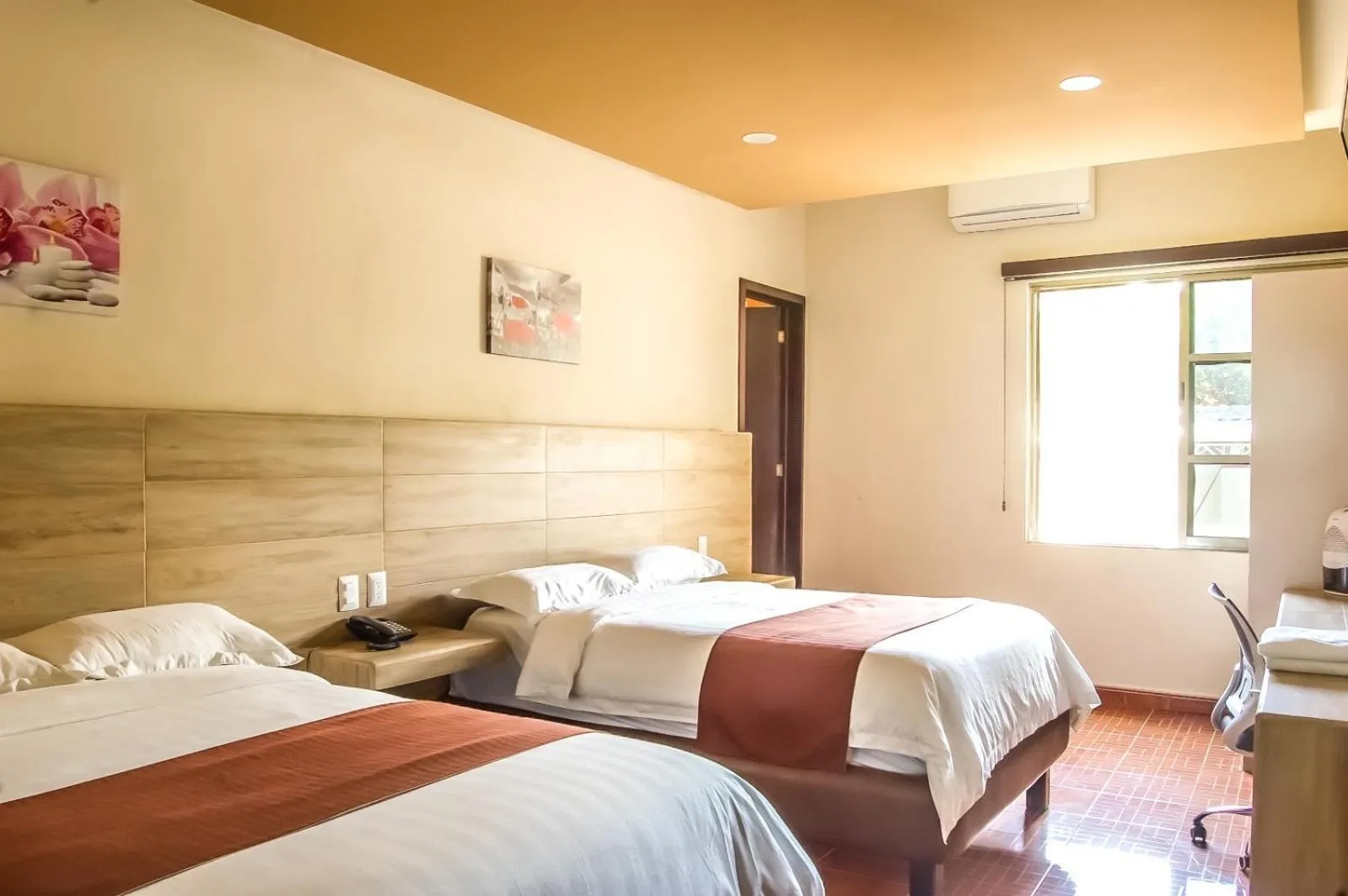 Bed in Hotel Luna Caribe