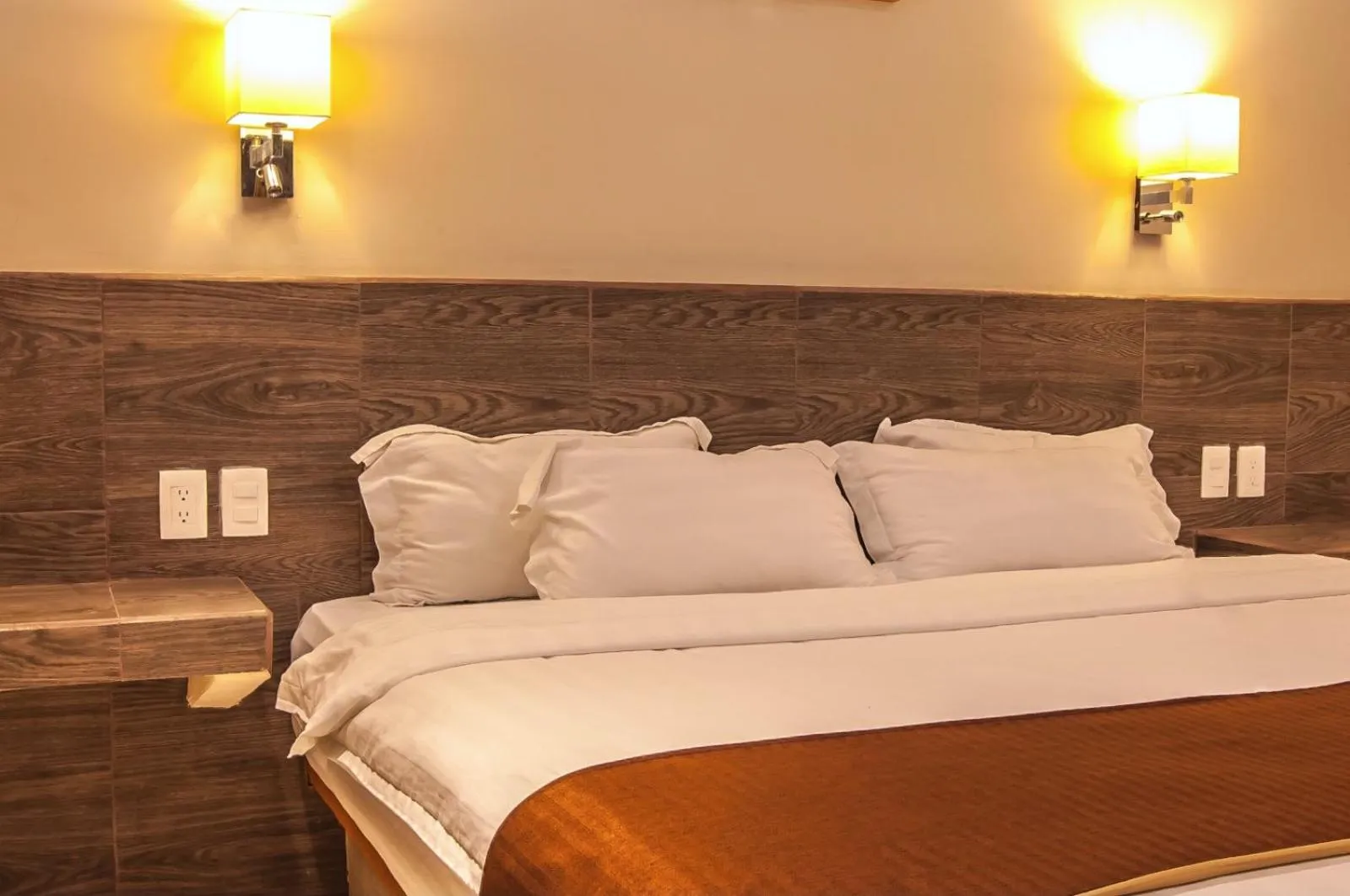 Bed in Hotel Luna Caribe