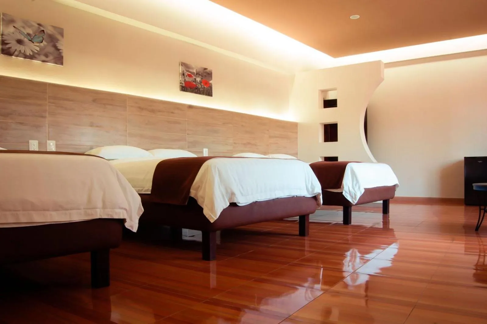 Bed in Hotel Luna Caribe