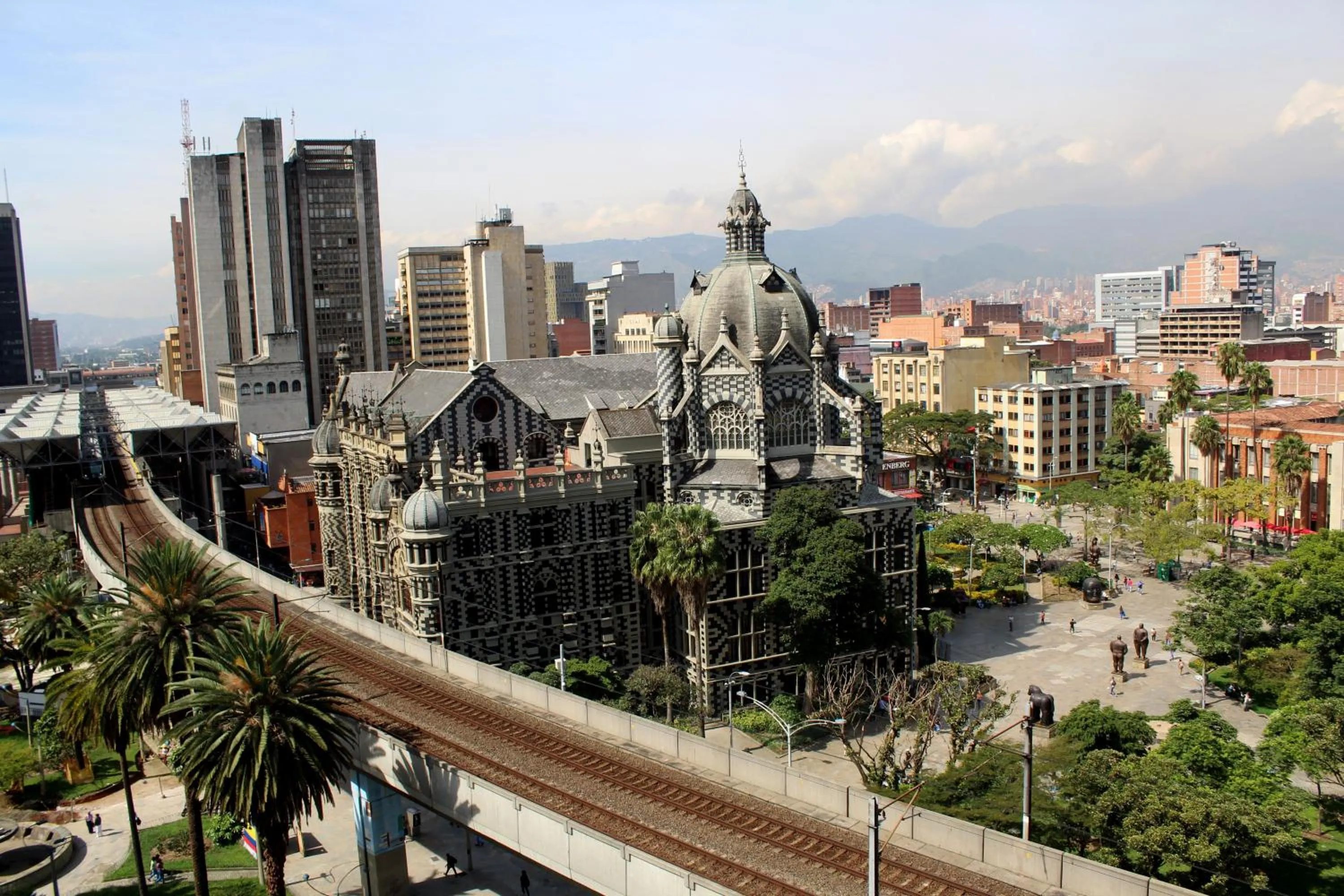 Nearby landmark in Hotel Nutibara