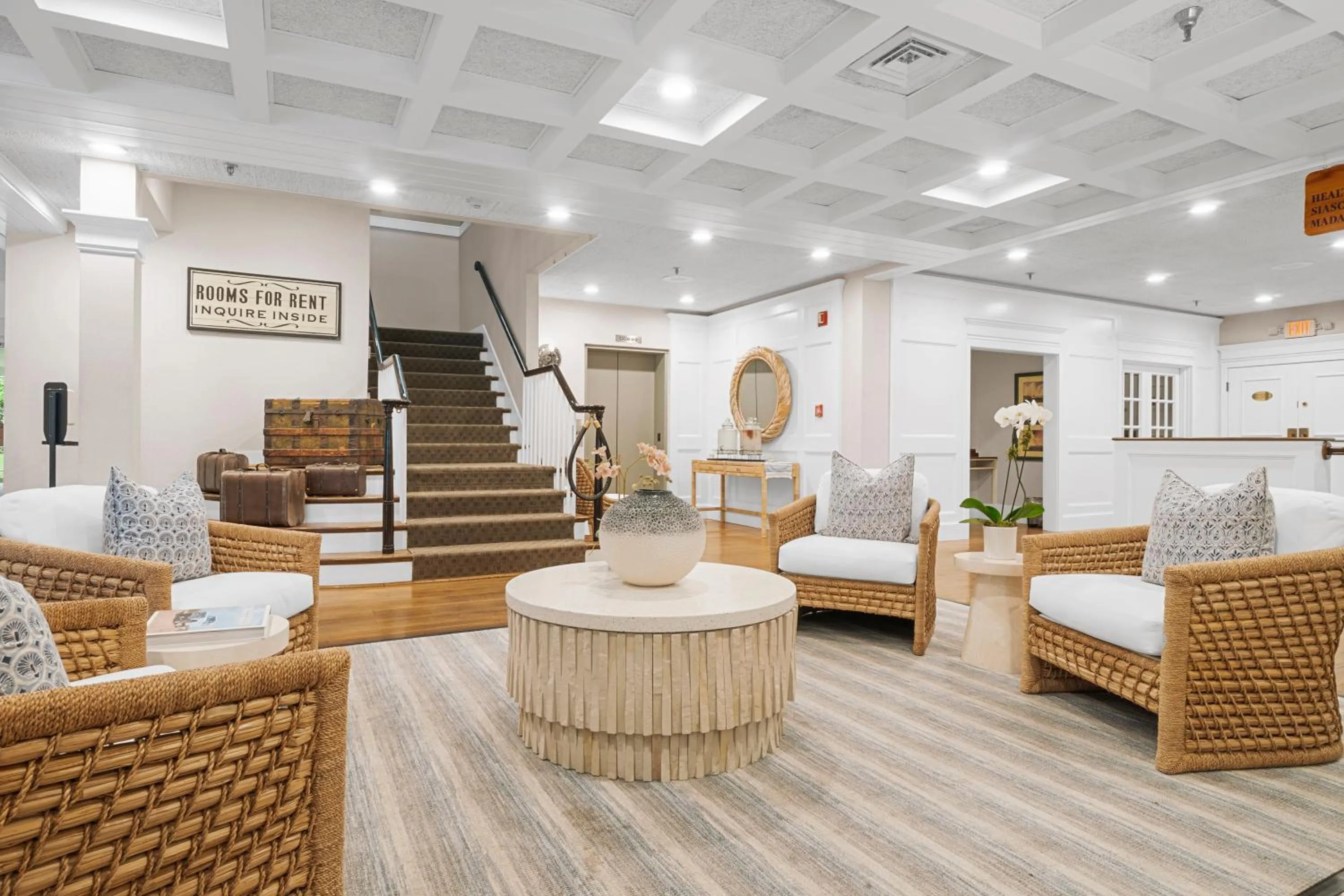 Lobby or reception in Nantucket Inn