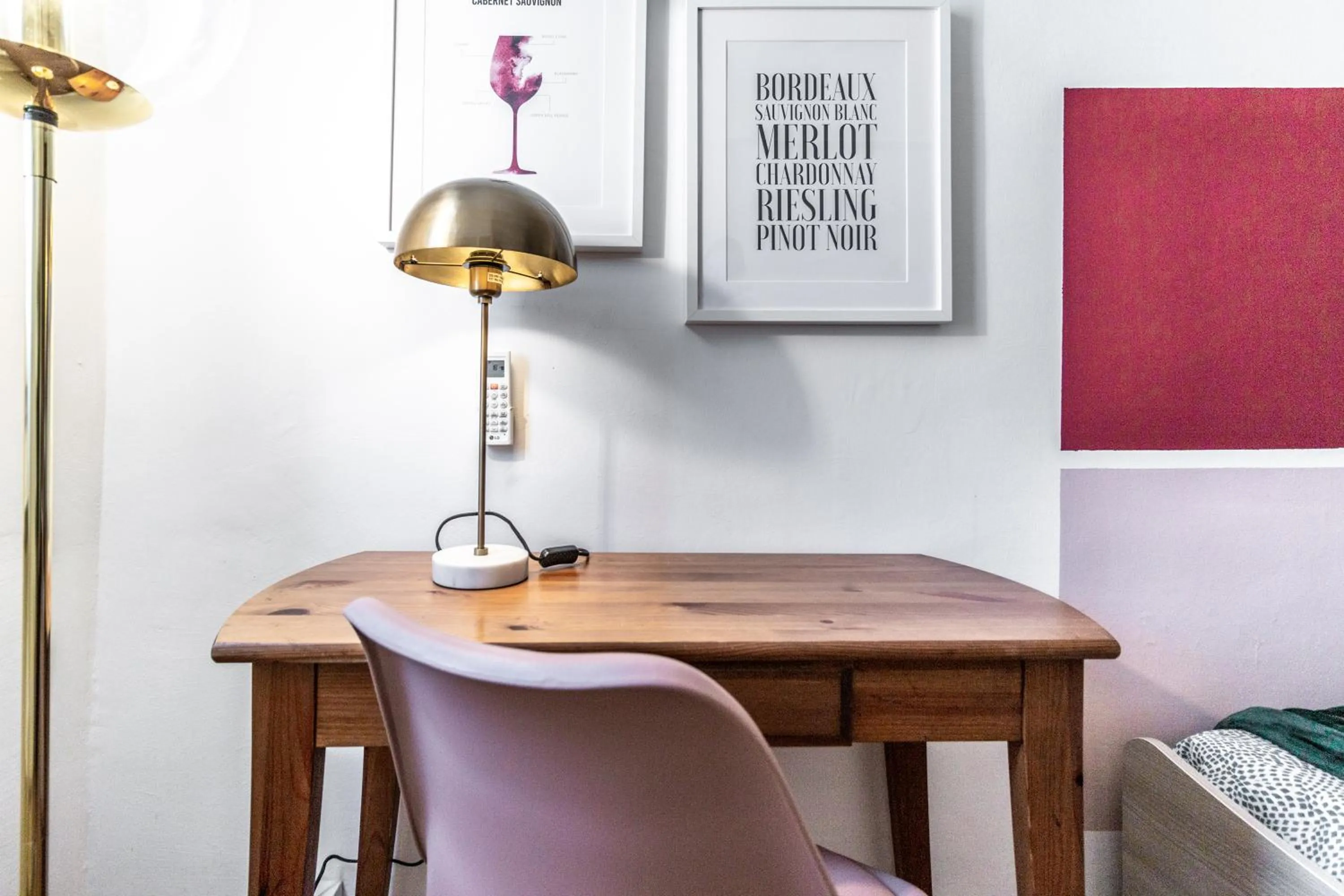 Bedroom in Wine Apartments Florence Ansonica