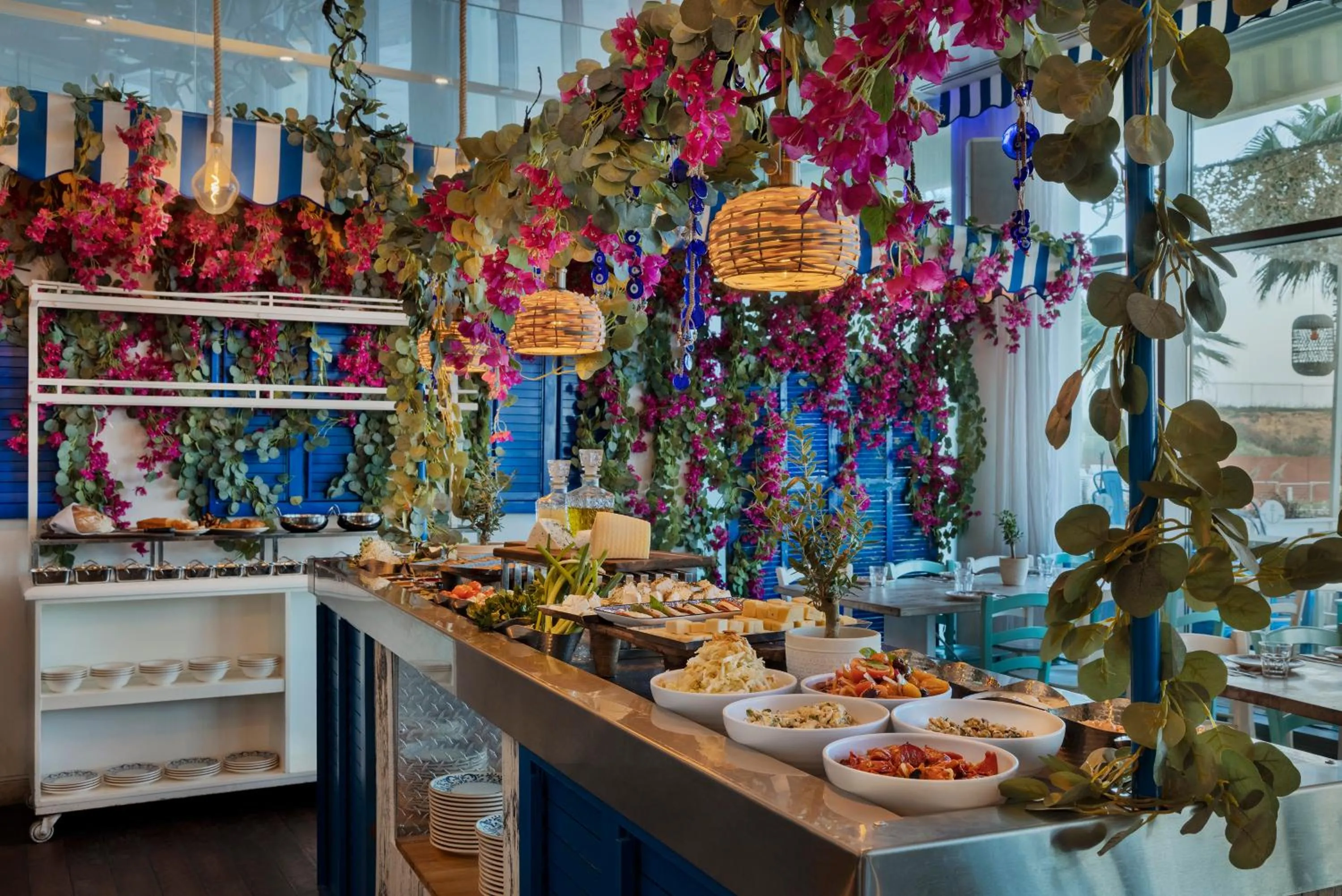 Restaurant/places to eat in West Tel Aviv- All Suites Hotel By The Sea