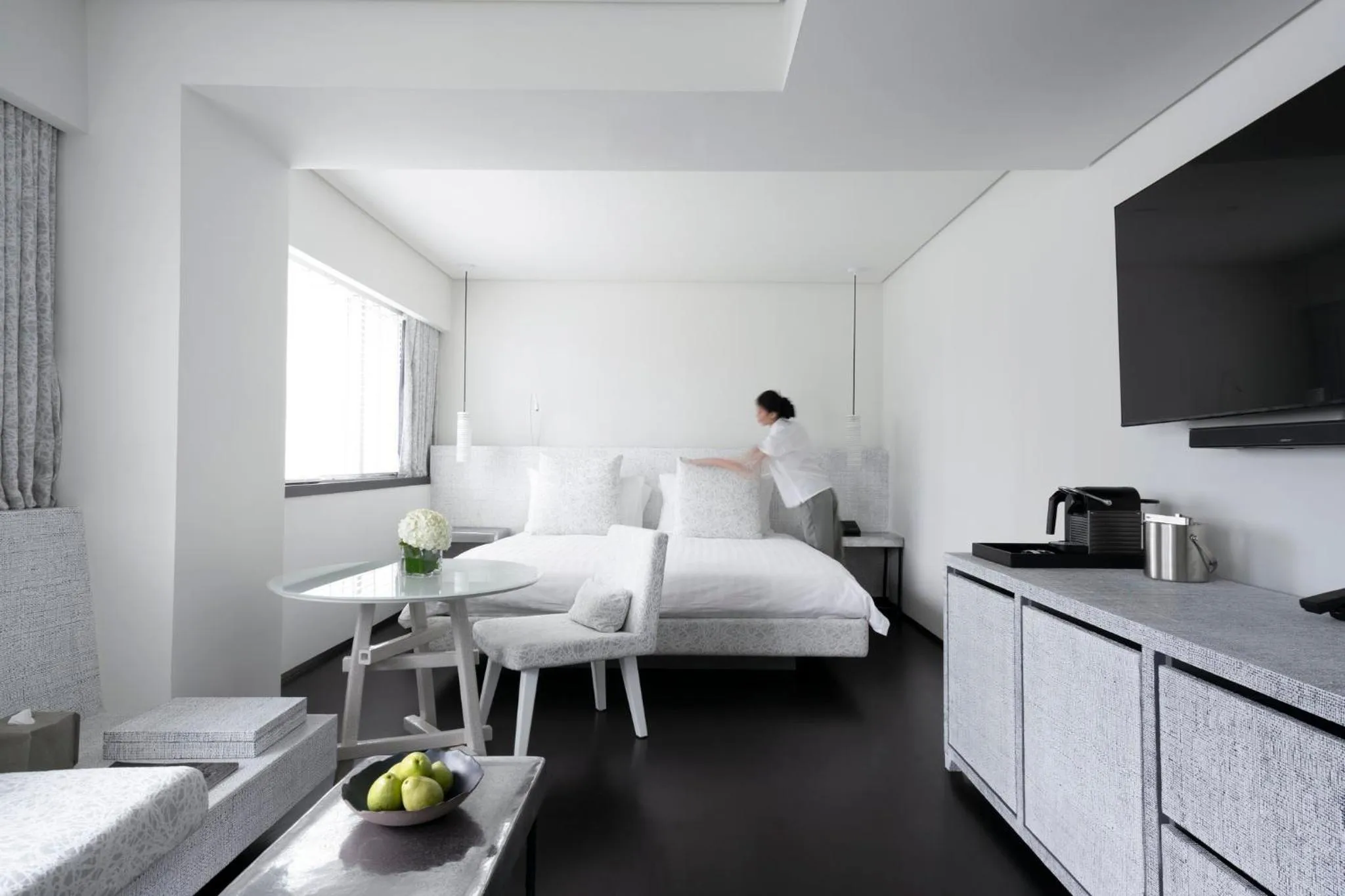 Photo of the whole room, Bed in COMO Metropolitan Bangkok