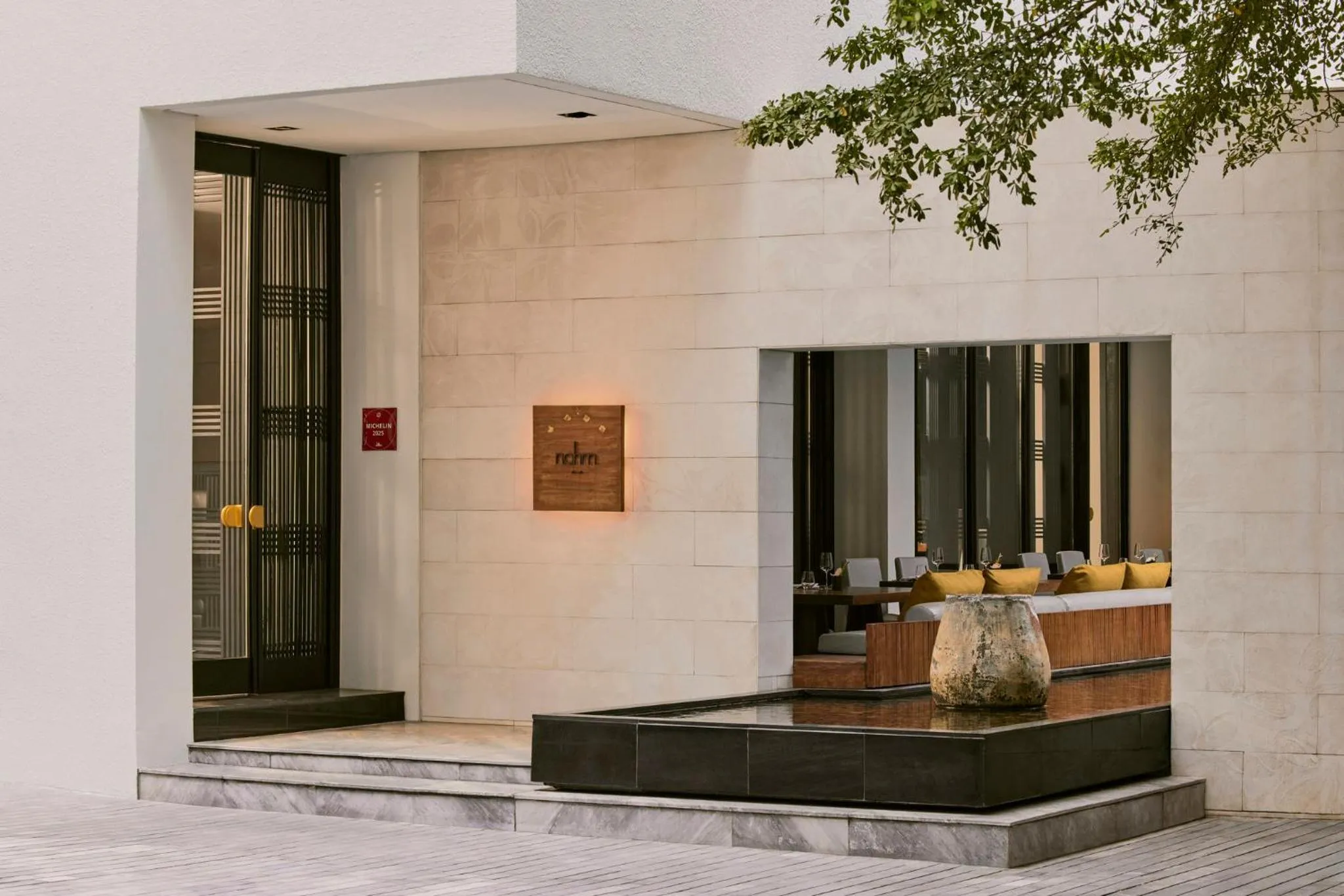 Restaurant/places to eat in COMO Metropolitan Bangkok