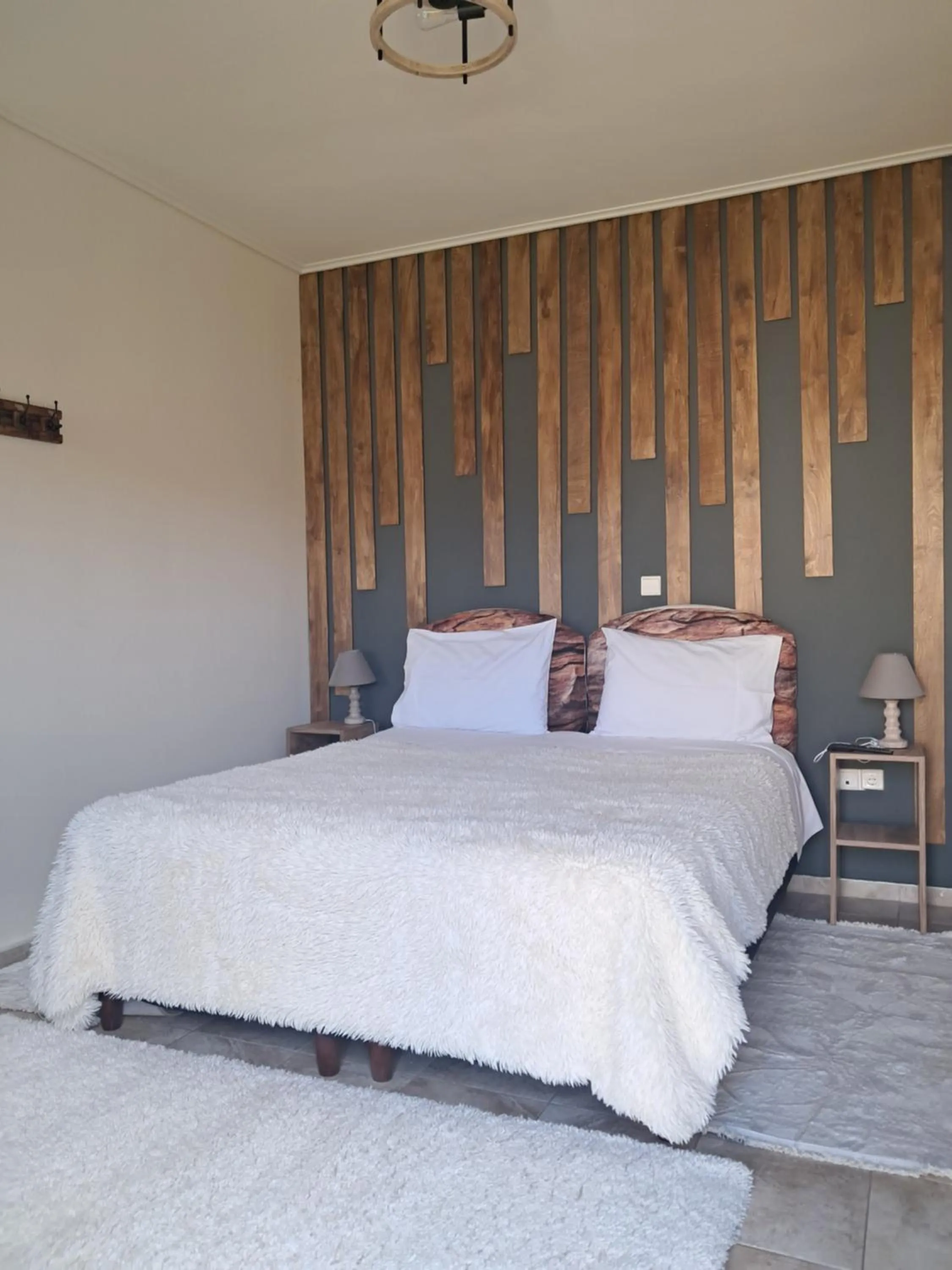 Bedroom, Bed in Enastron