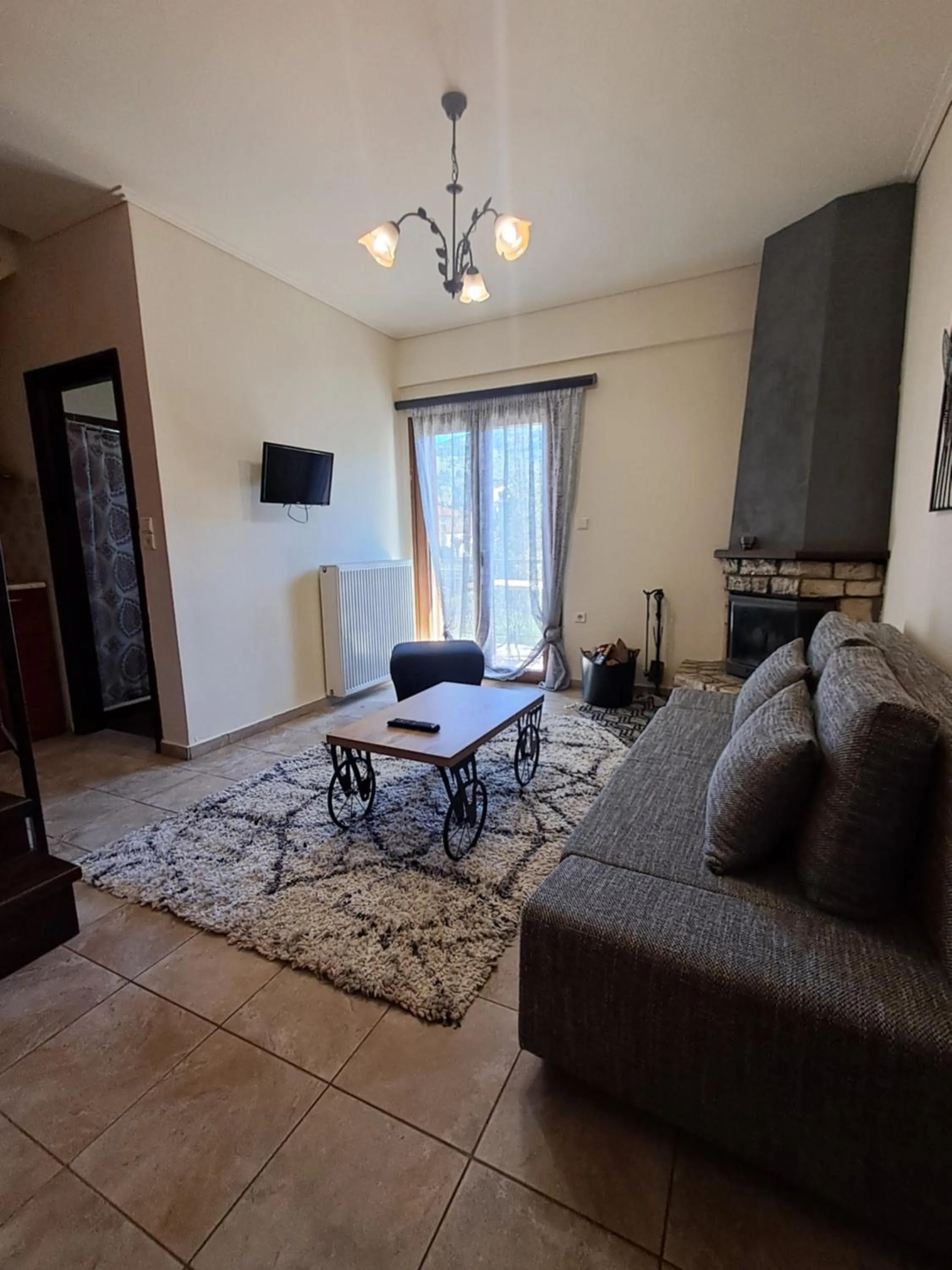 TV and multimedia in Enastron