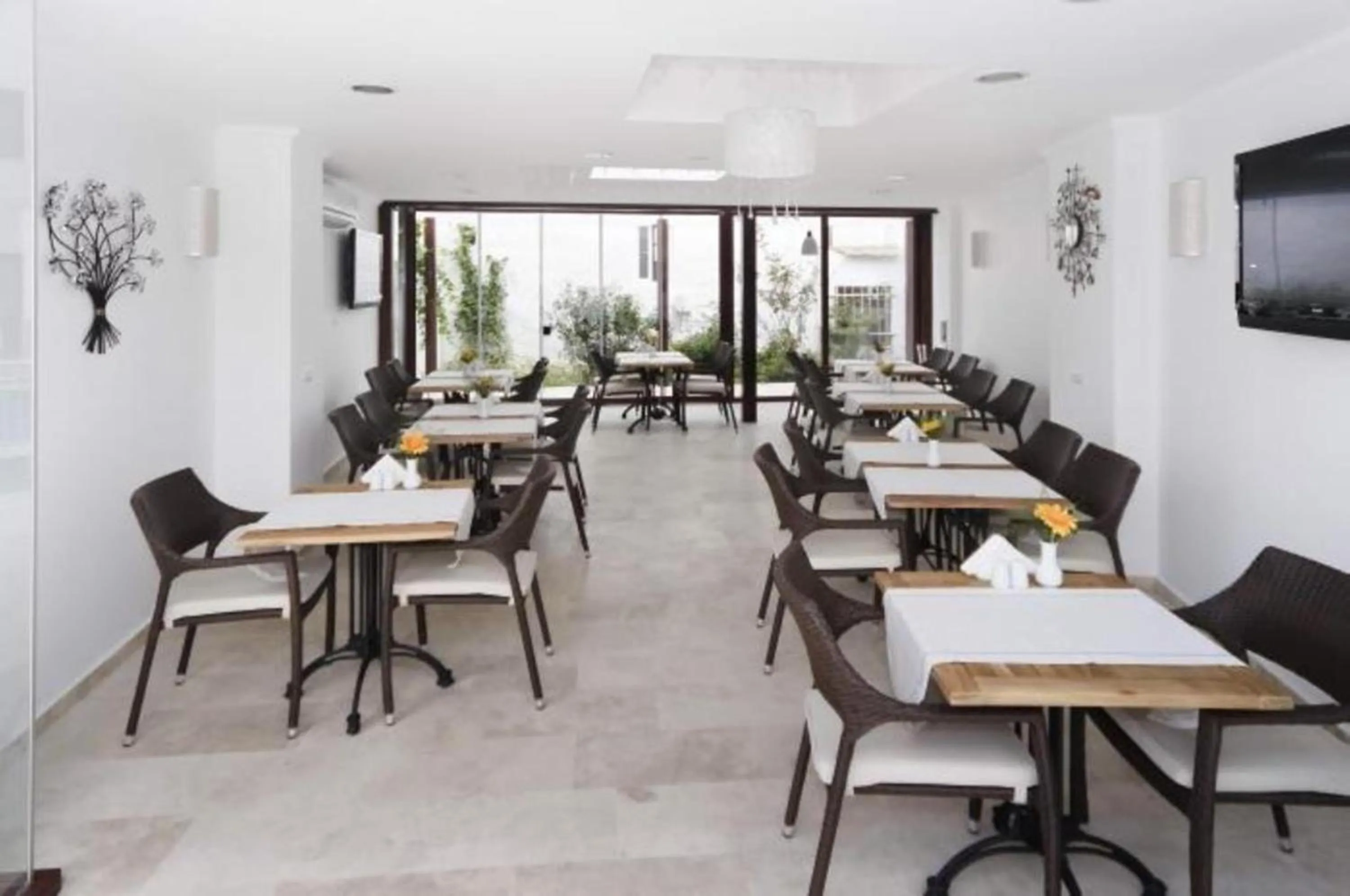 Restaurant/Places to Eat in Asmin Hotel Bodrum