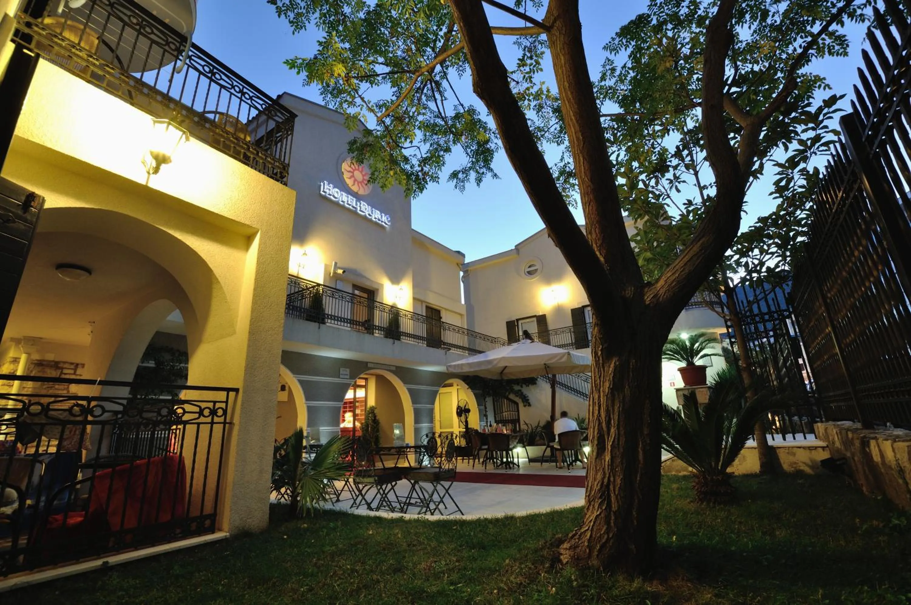 Area and facilities in Vila Đurić - Ex Hotel Đurić