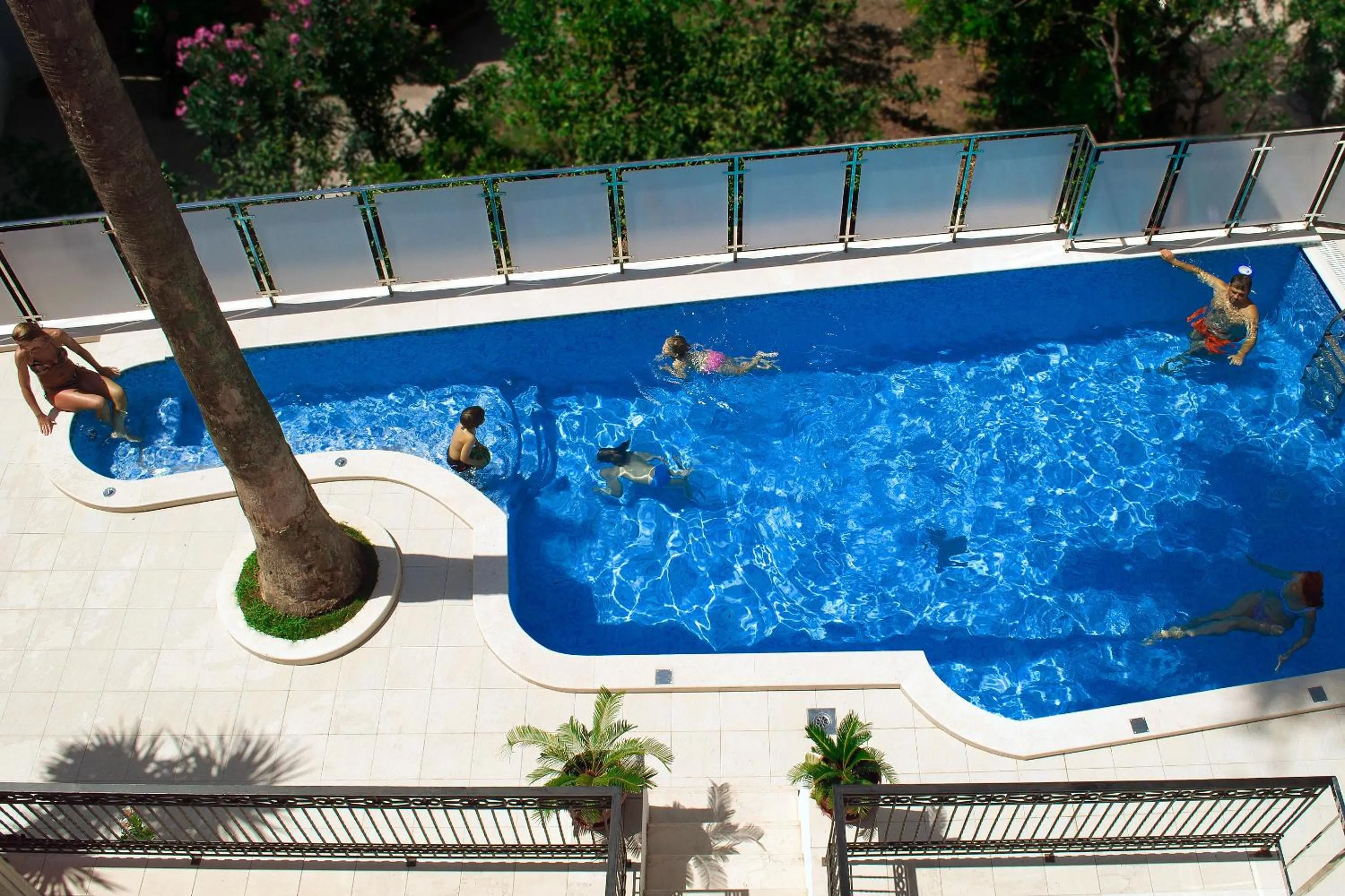 Swimming pool in Vila Đurić - Ex Hotel Đurić