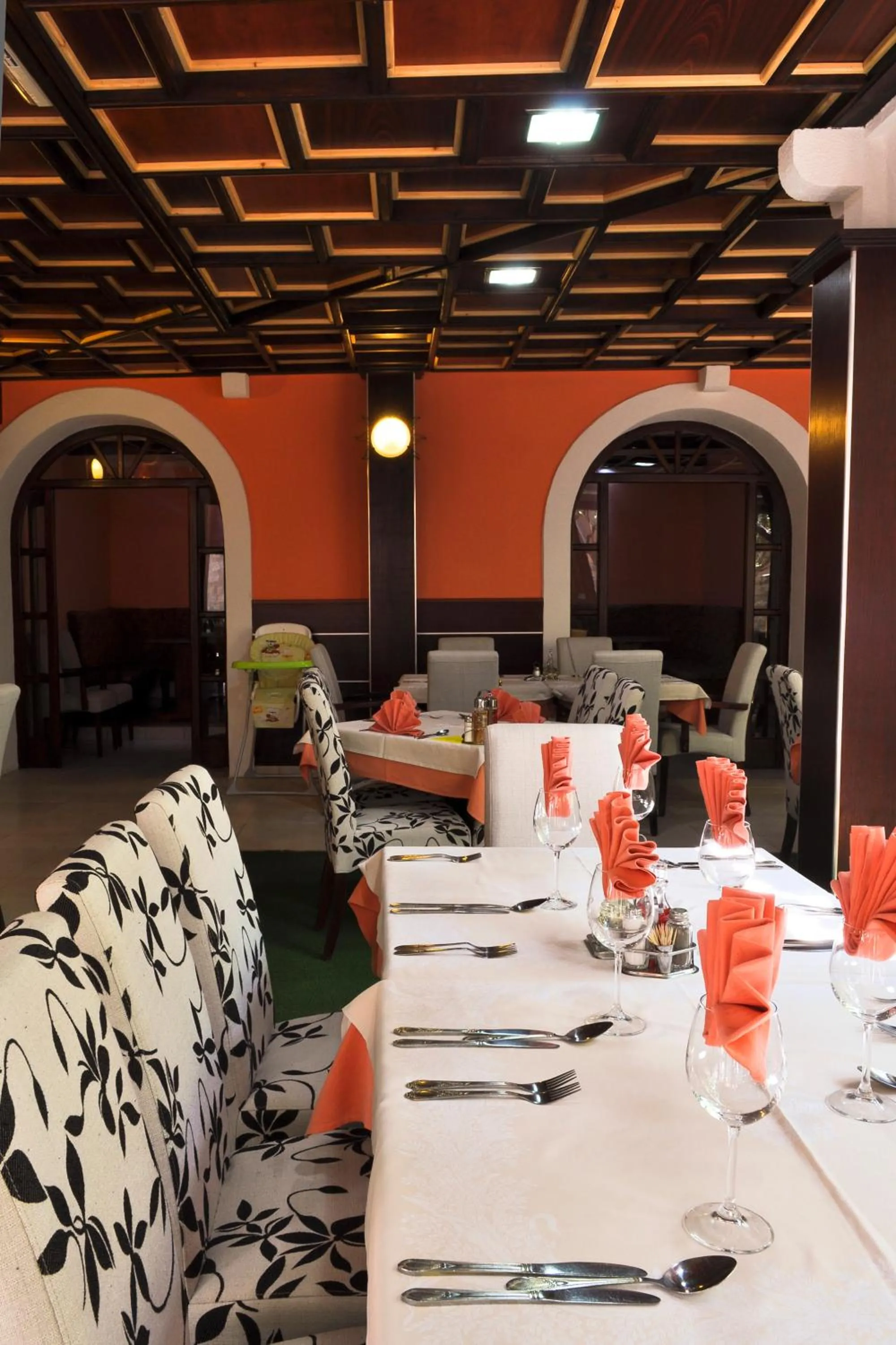 Restaurant/places to eat in Vila Đurić - Ex Hotel Đurić