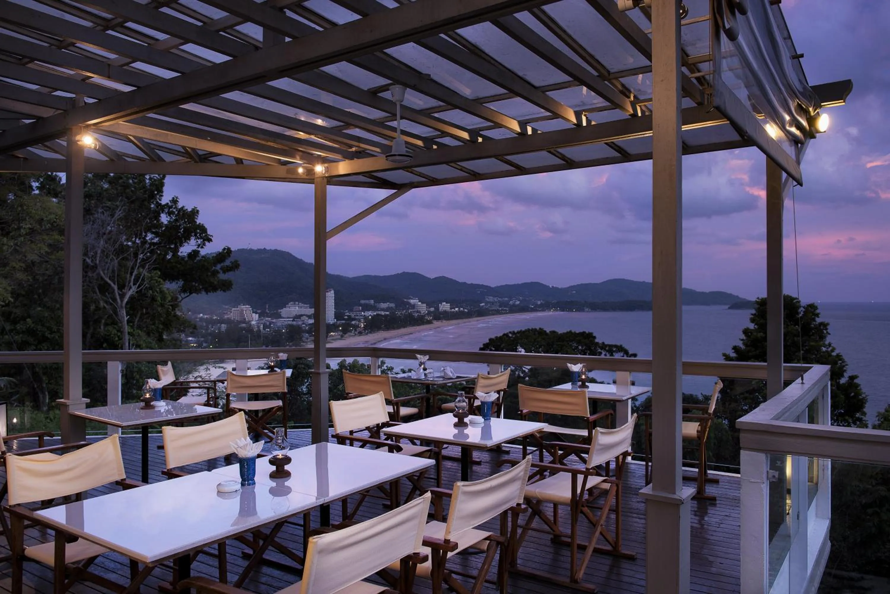 Restaurant/places to eat in Centara Villas Phuket