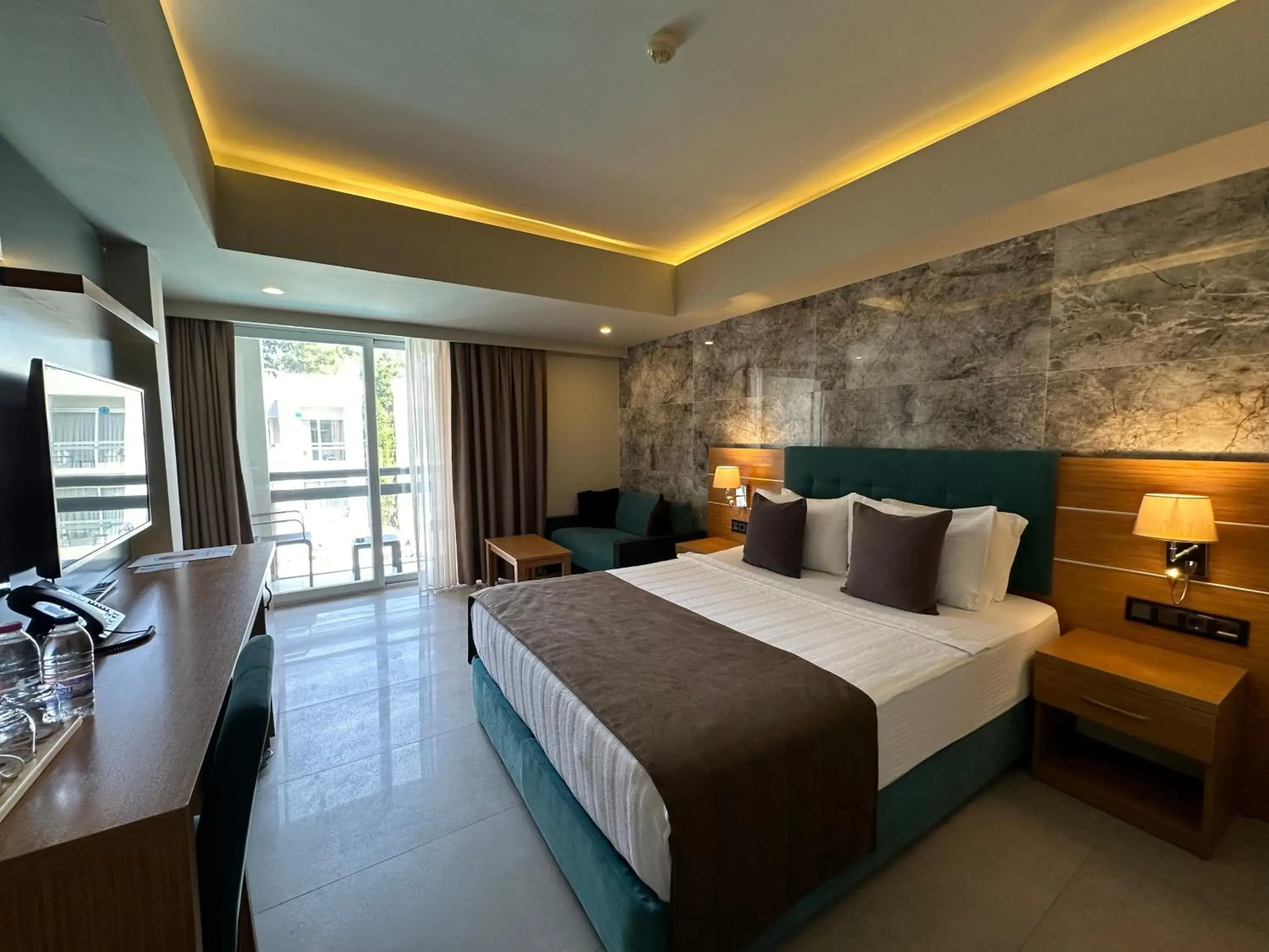 Standard Double Room in Hotel Ambrosia Standard Double Room in Hotel Ambrosia