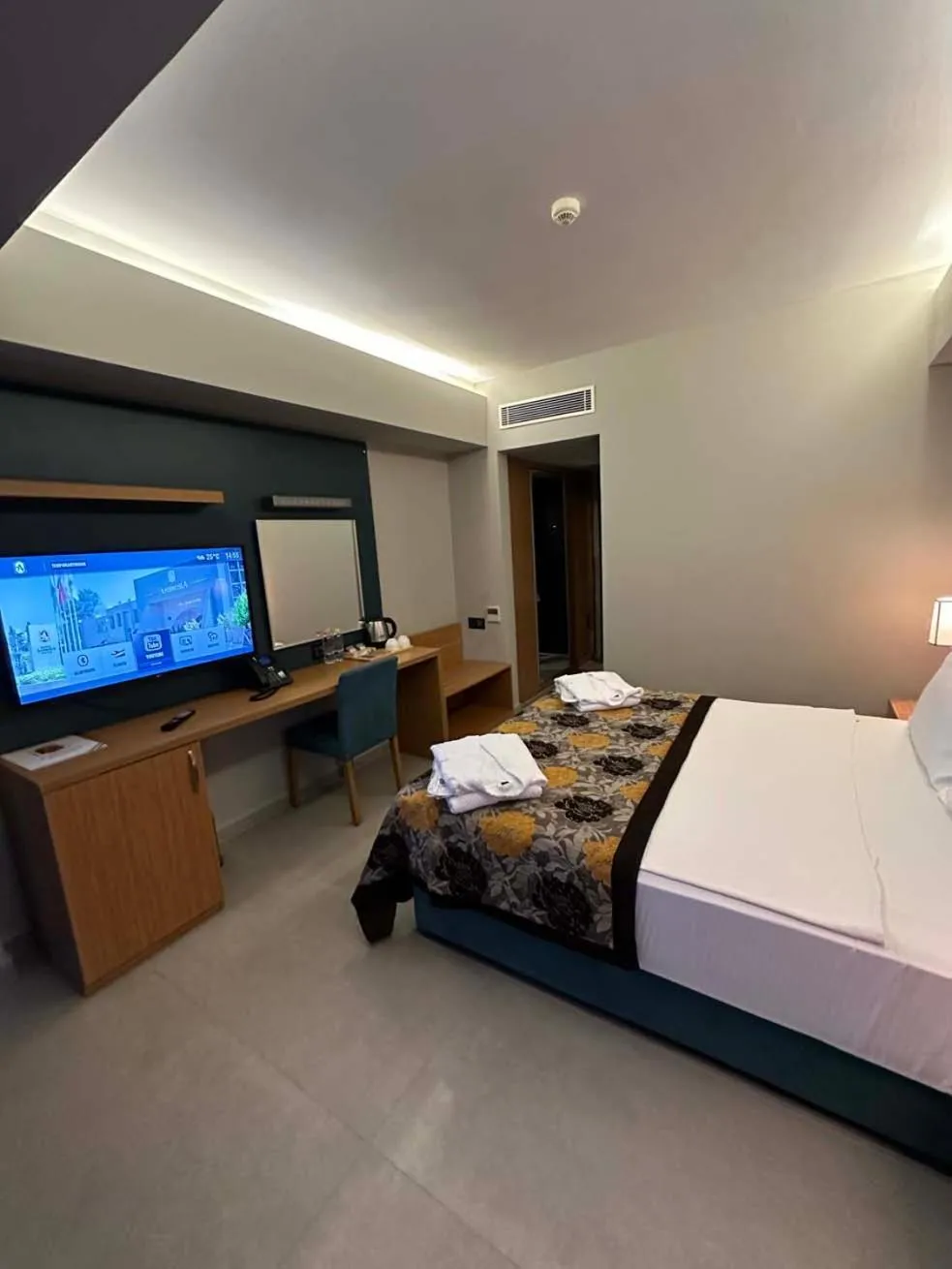 Bed in Hotel Ambrosia