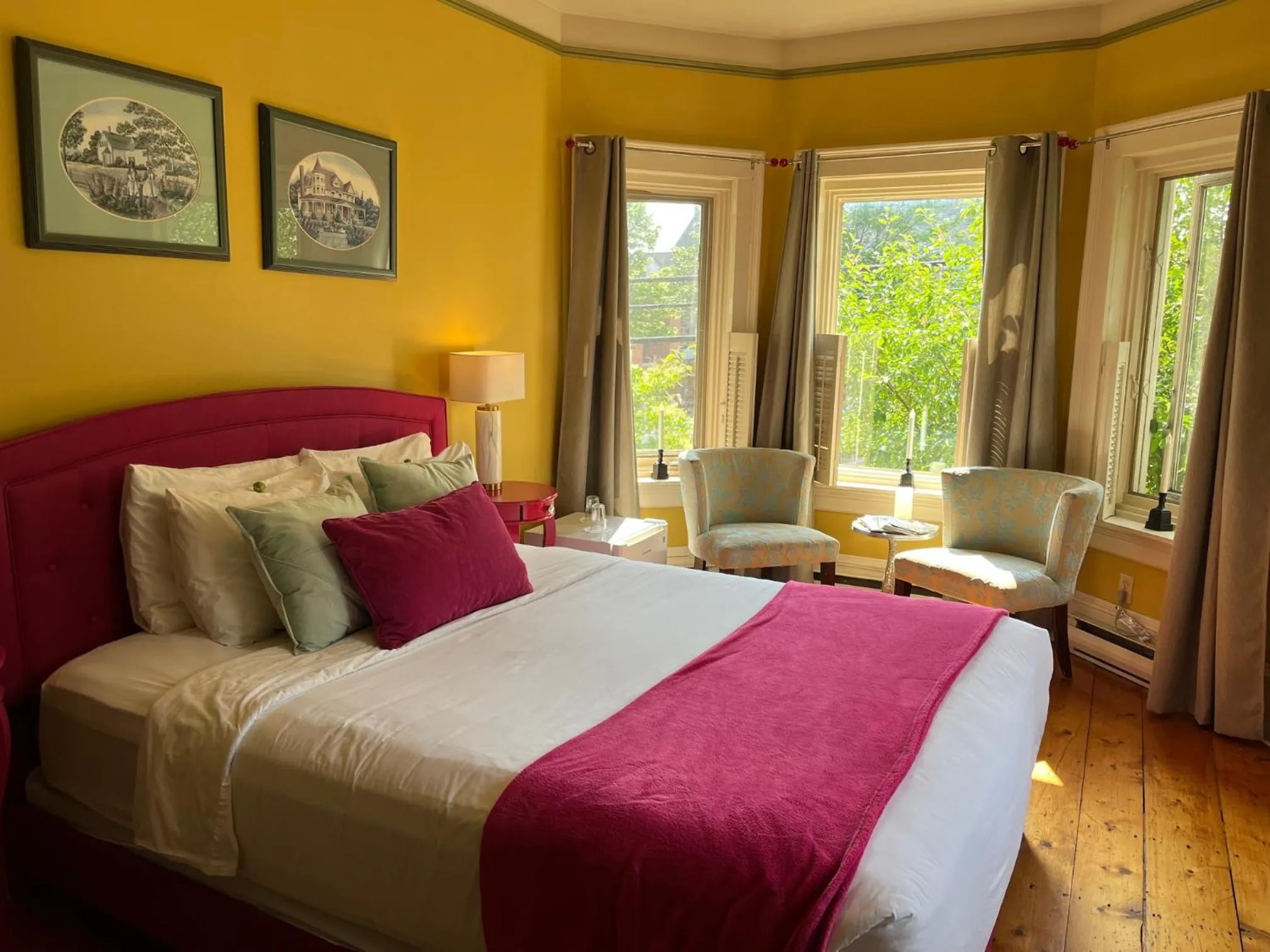 Bed in La Belle Victorienne