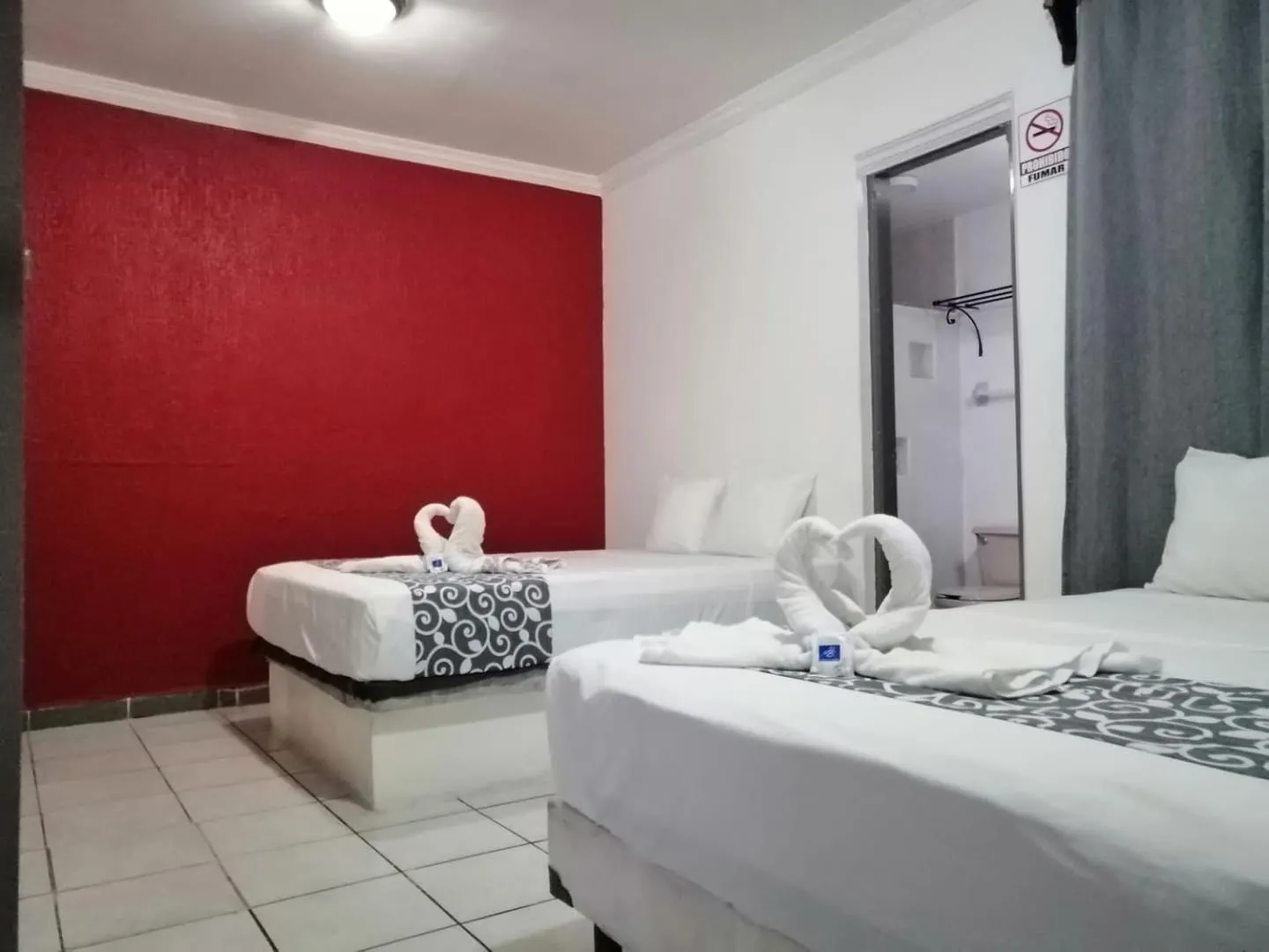 Bed in Hotel & Suites Bausan