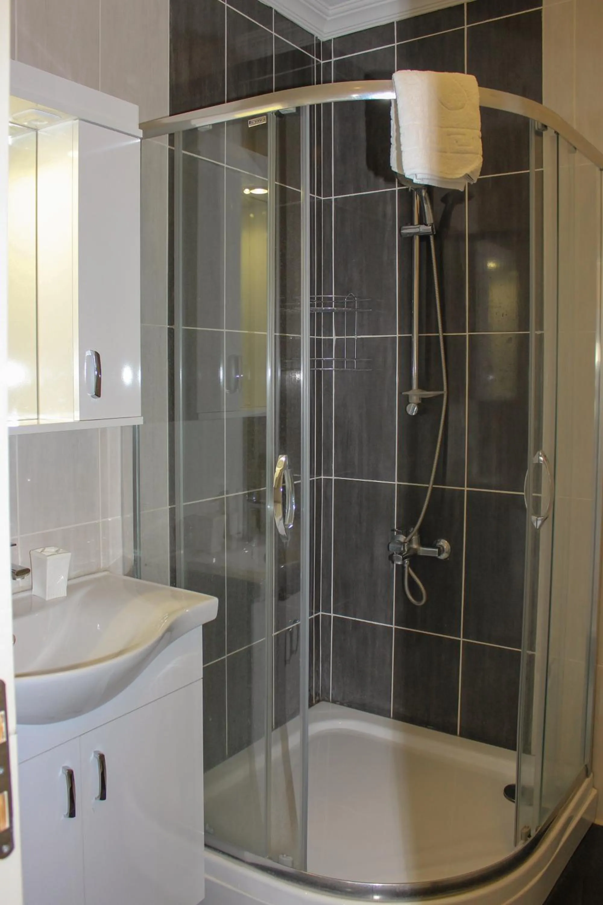 Bathroom in Sawsana Villalari