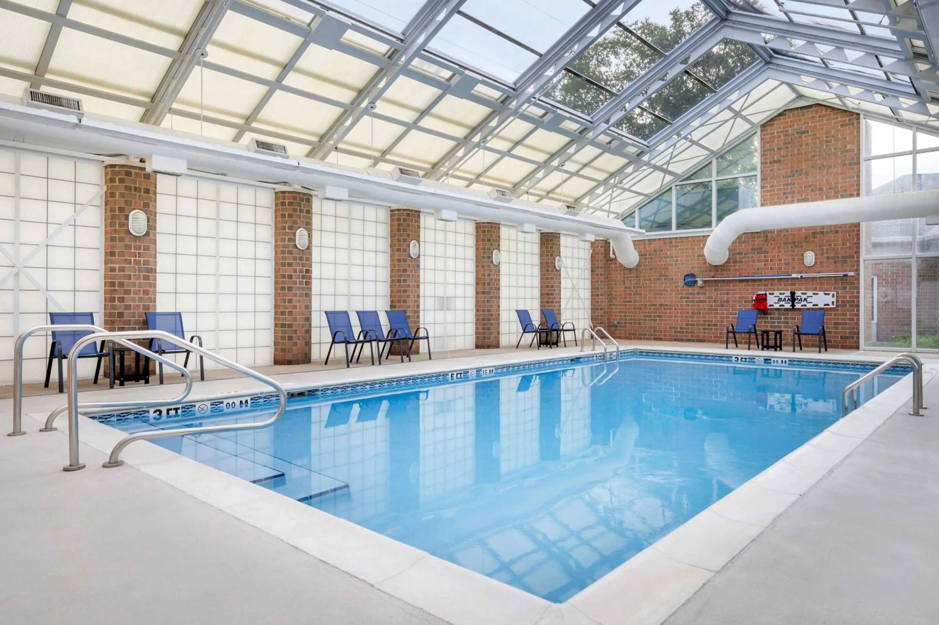 Pool view in Hilton Vacation Club Varsity Club South Bend, IN