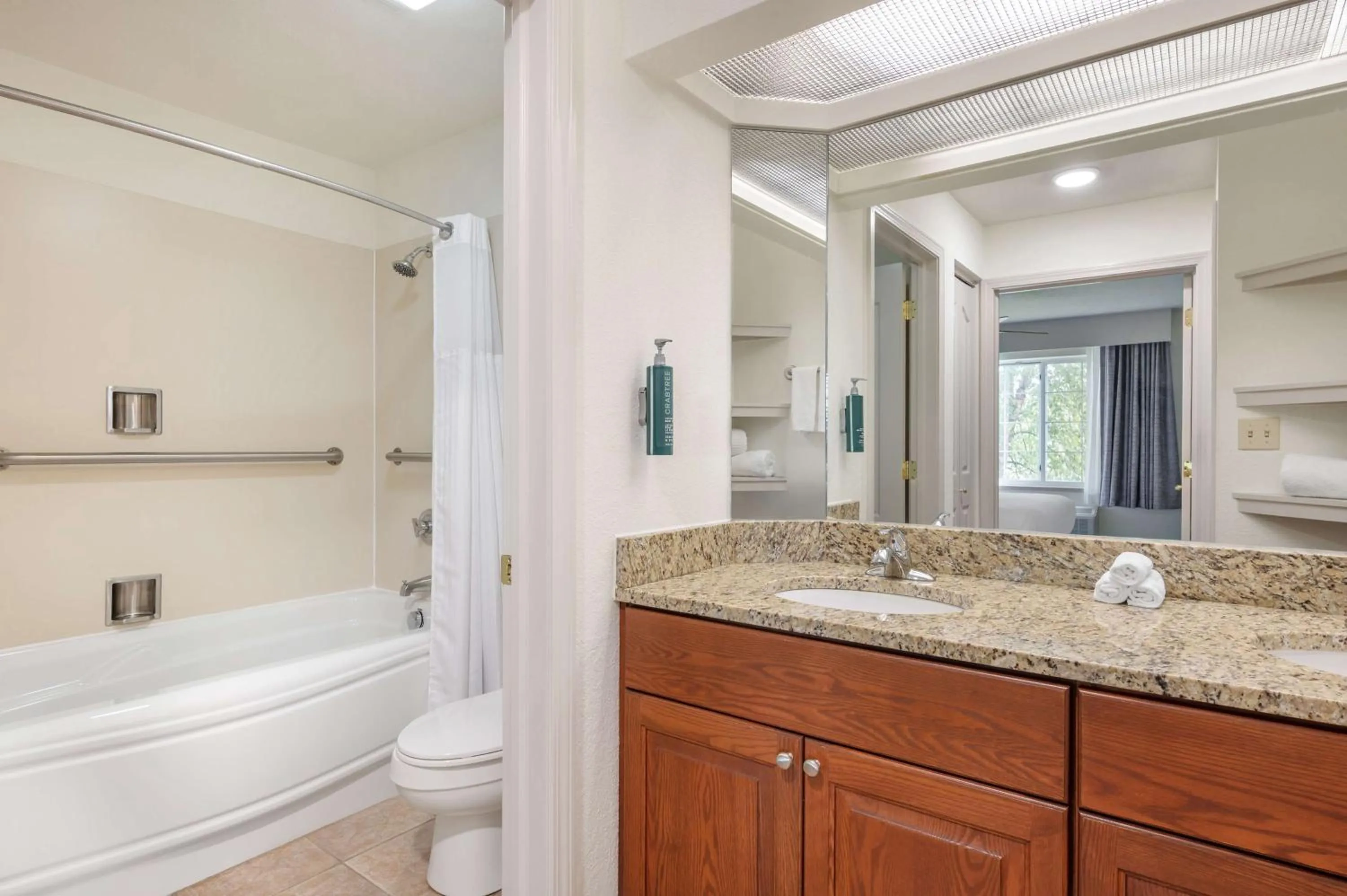 Bathroom in Hilton Vacation Club Varsity Club South Bend, IN