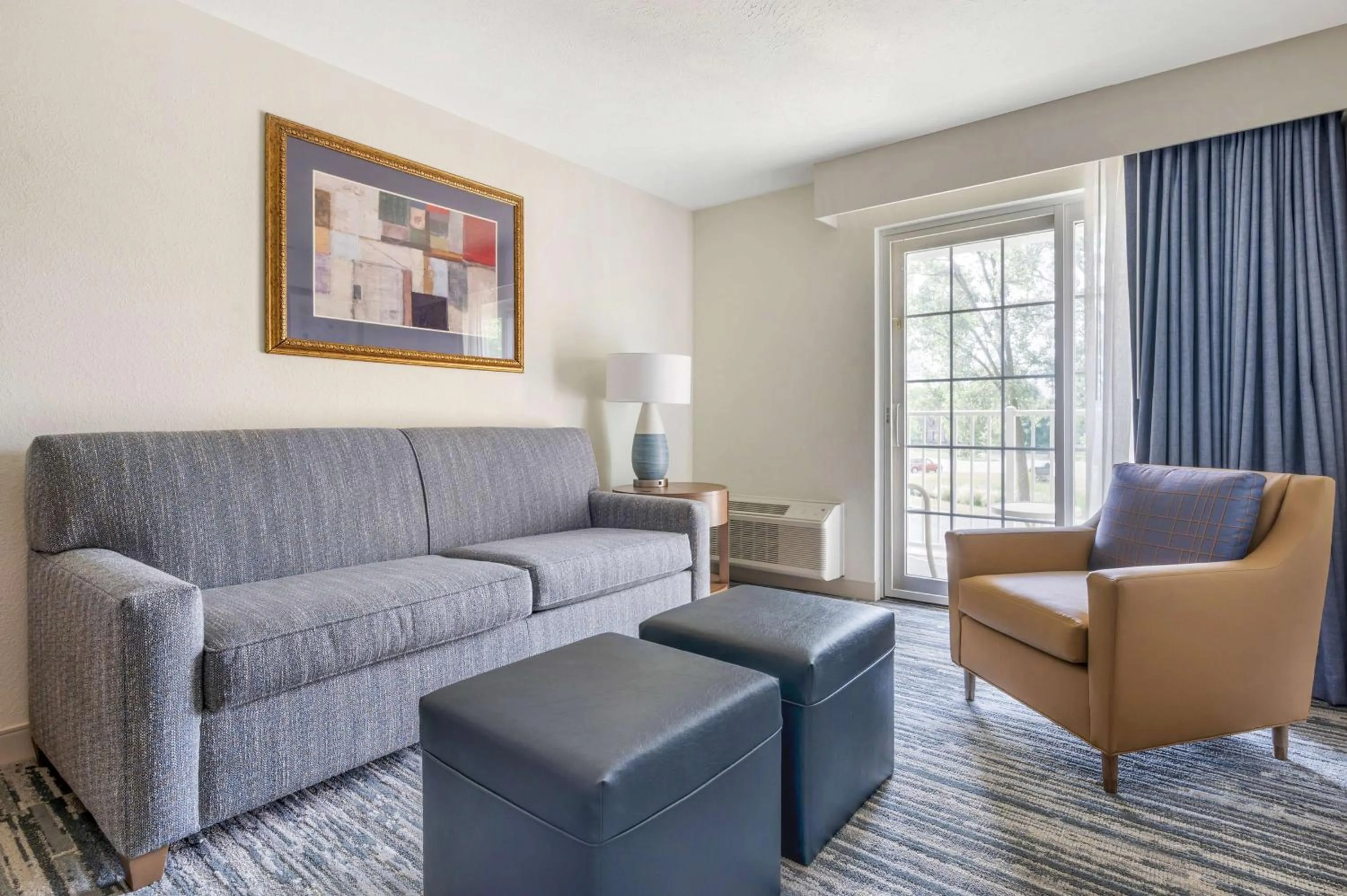 Living room in Hilton Vacation Club Varsity Club South Bend, IN