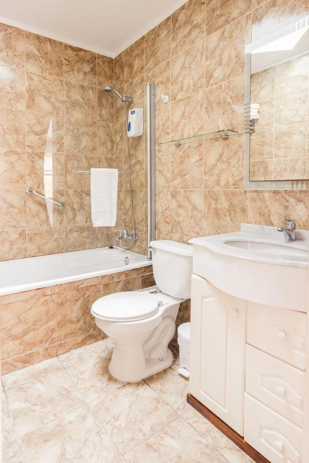 Bathroom in Hotel Serena Suite