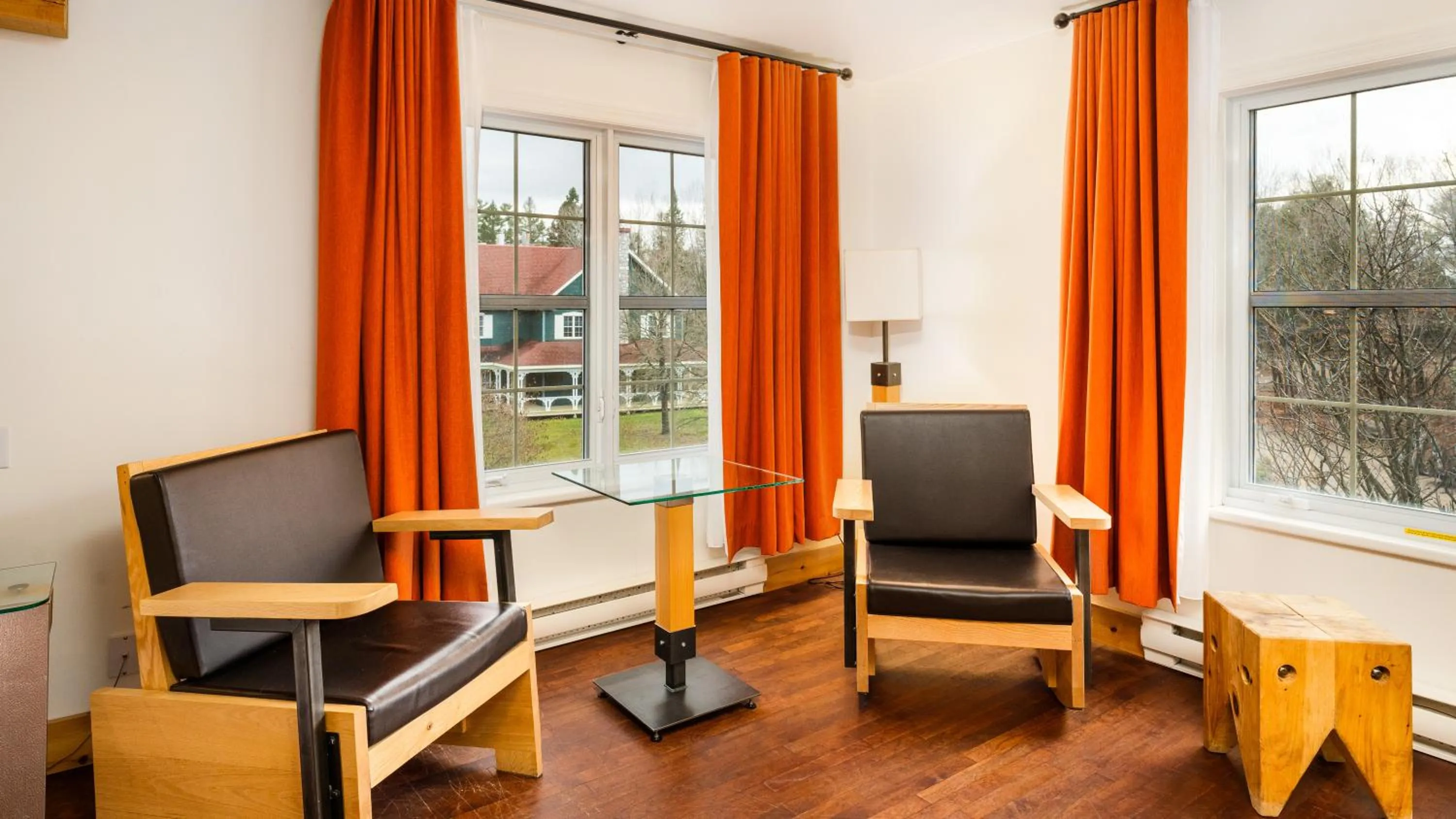 Seating area in Le Baluchon Éco-villégiature