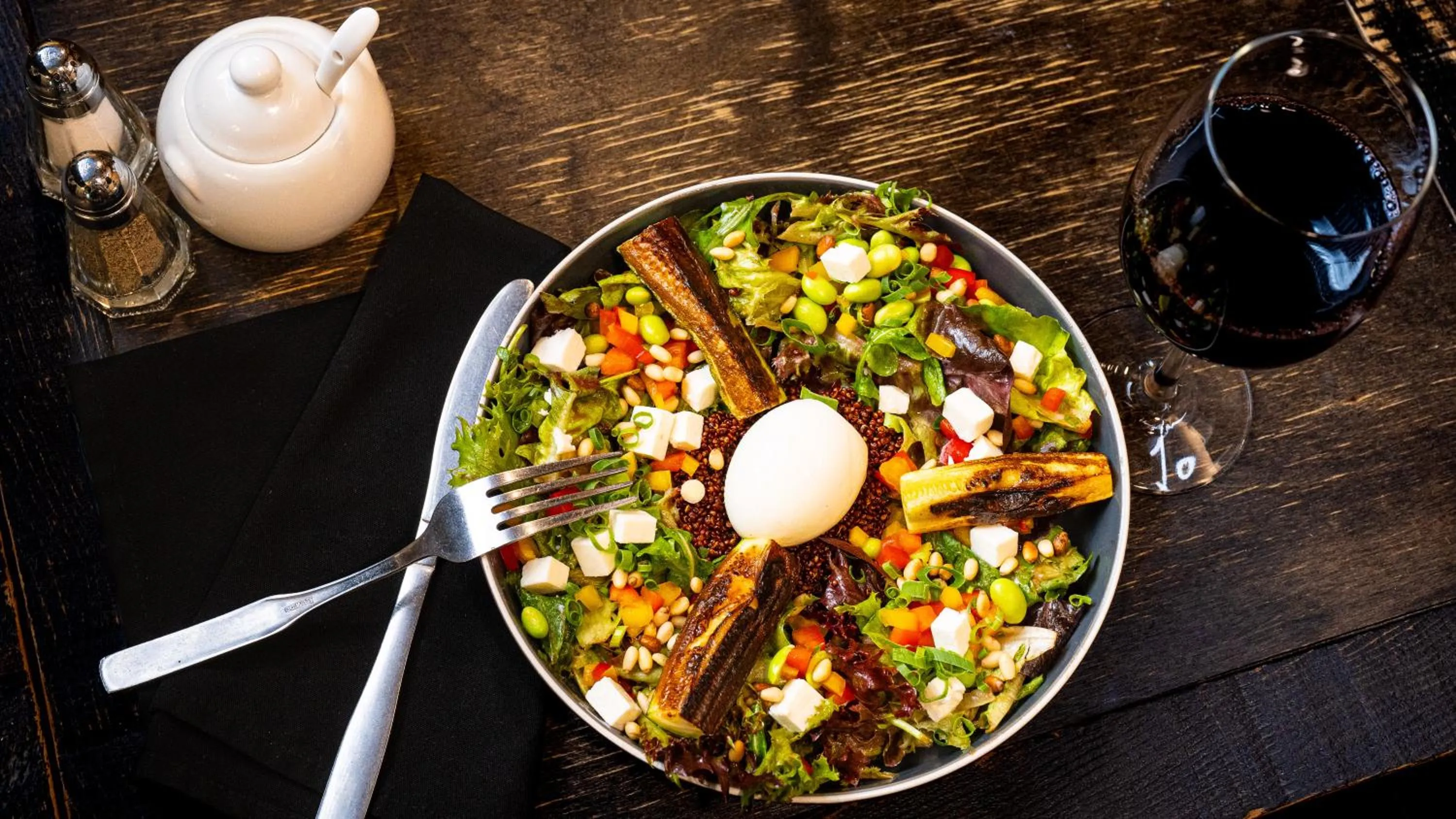 Restaurant/places to eat in Le Baluchon Éco-villégiature