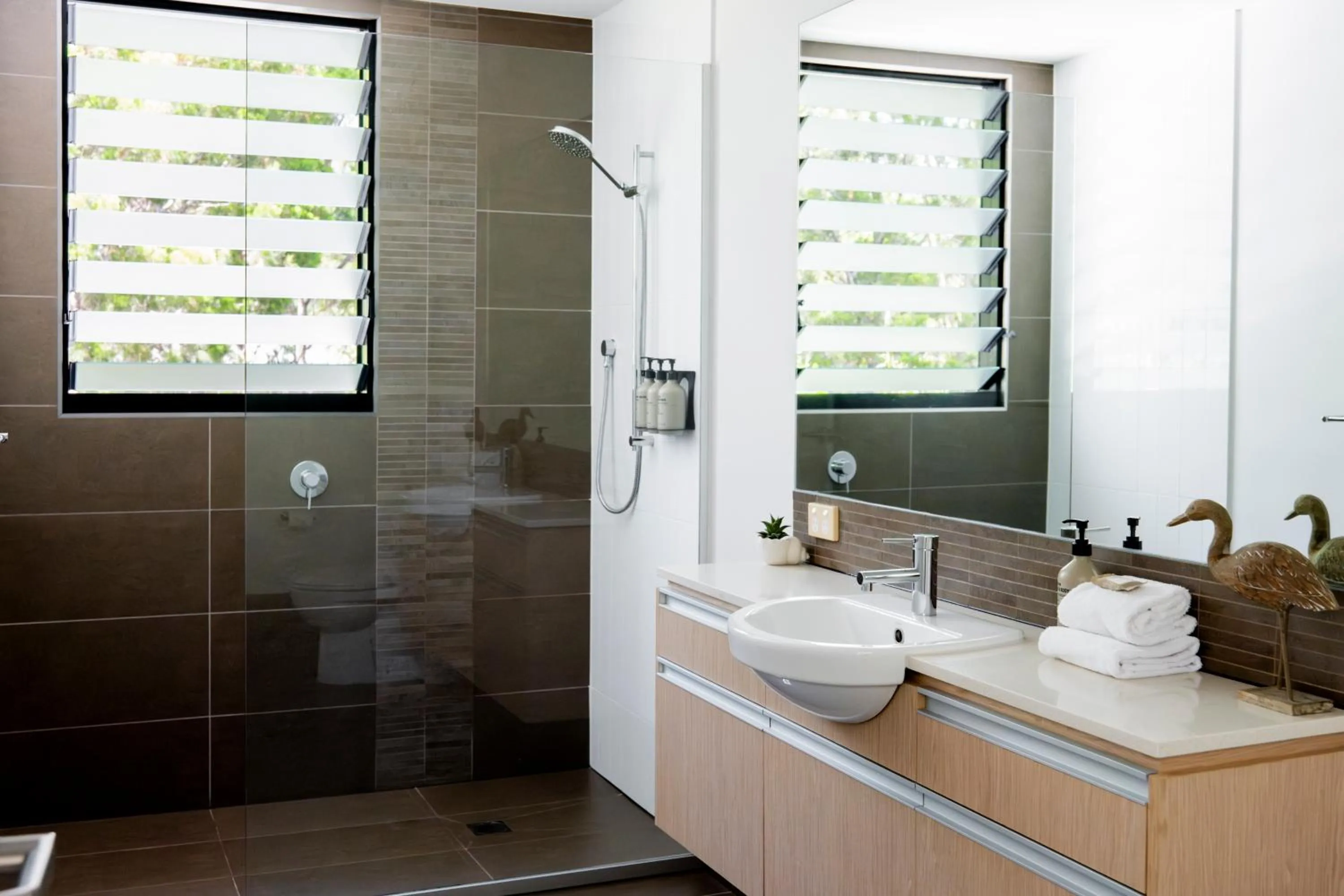 Bathroom in Beach Road Holiday Homes