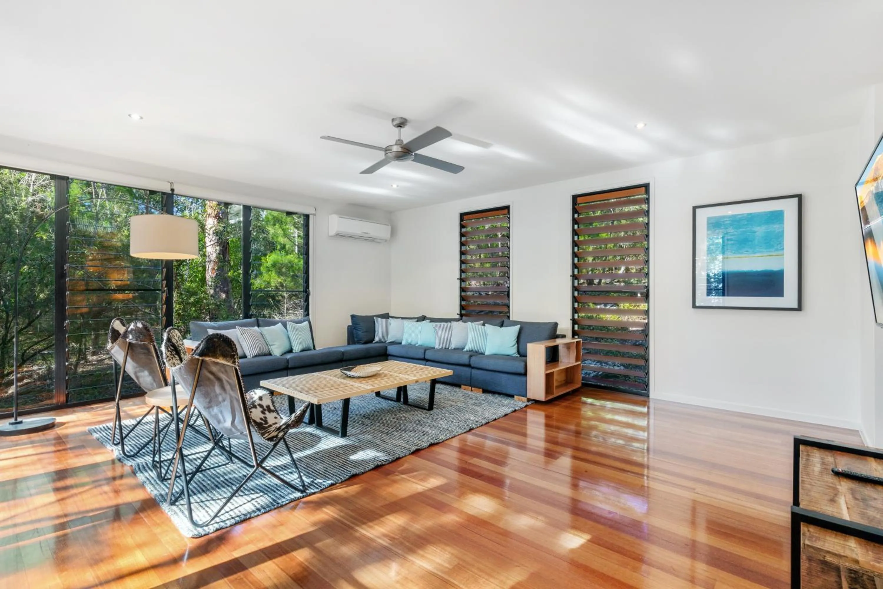 TV and multimedia in Beach Road Holiday Homes