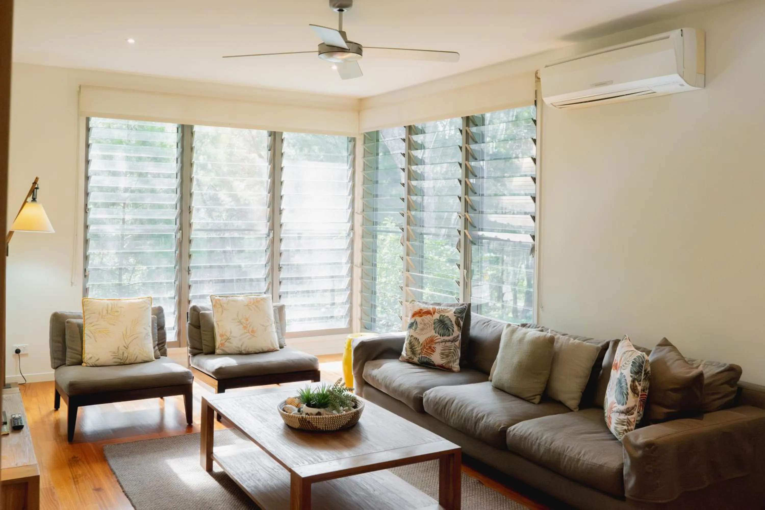 TV and multimedia in Beach Road Holiday Homes