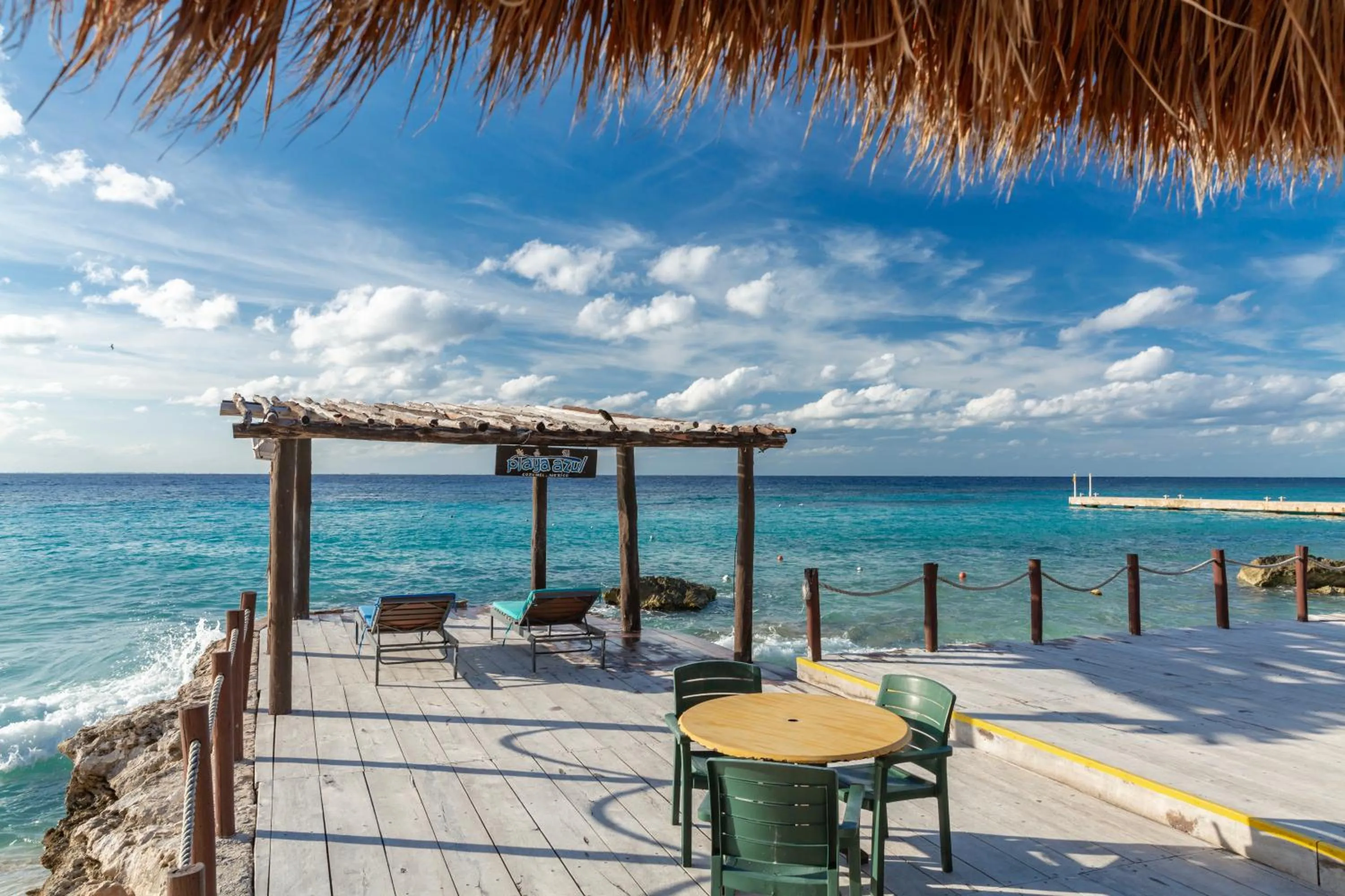 Restaurant/places to eat in Playa Azul Cozumel