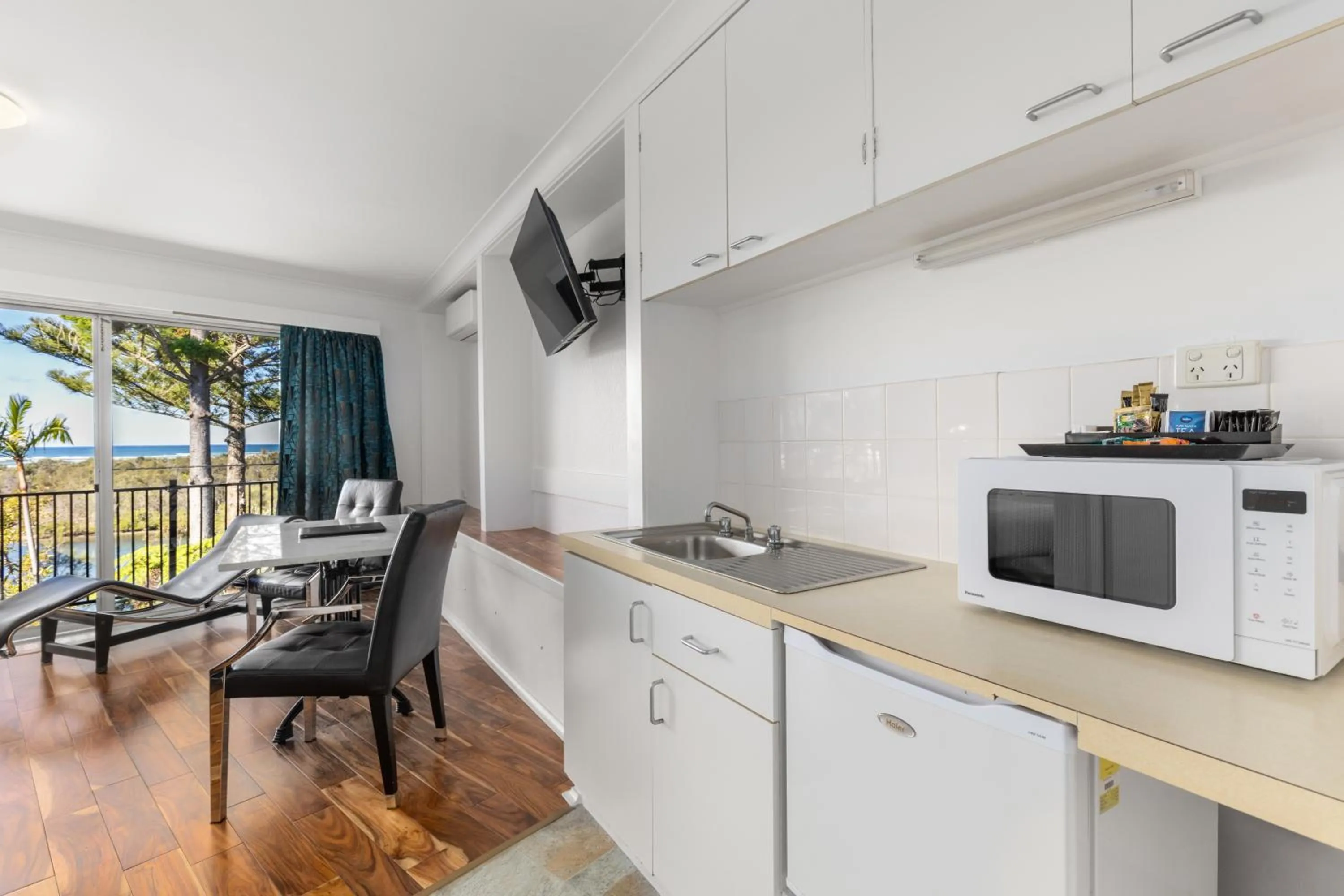 Kitchen or kitchenette in Motel Miramar