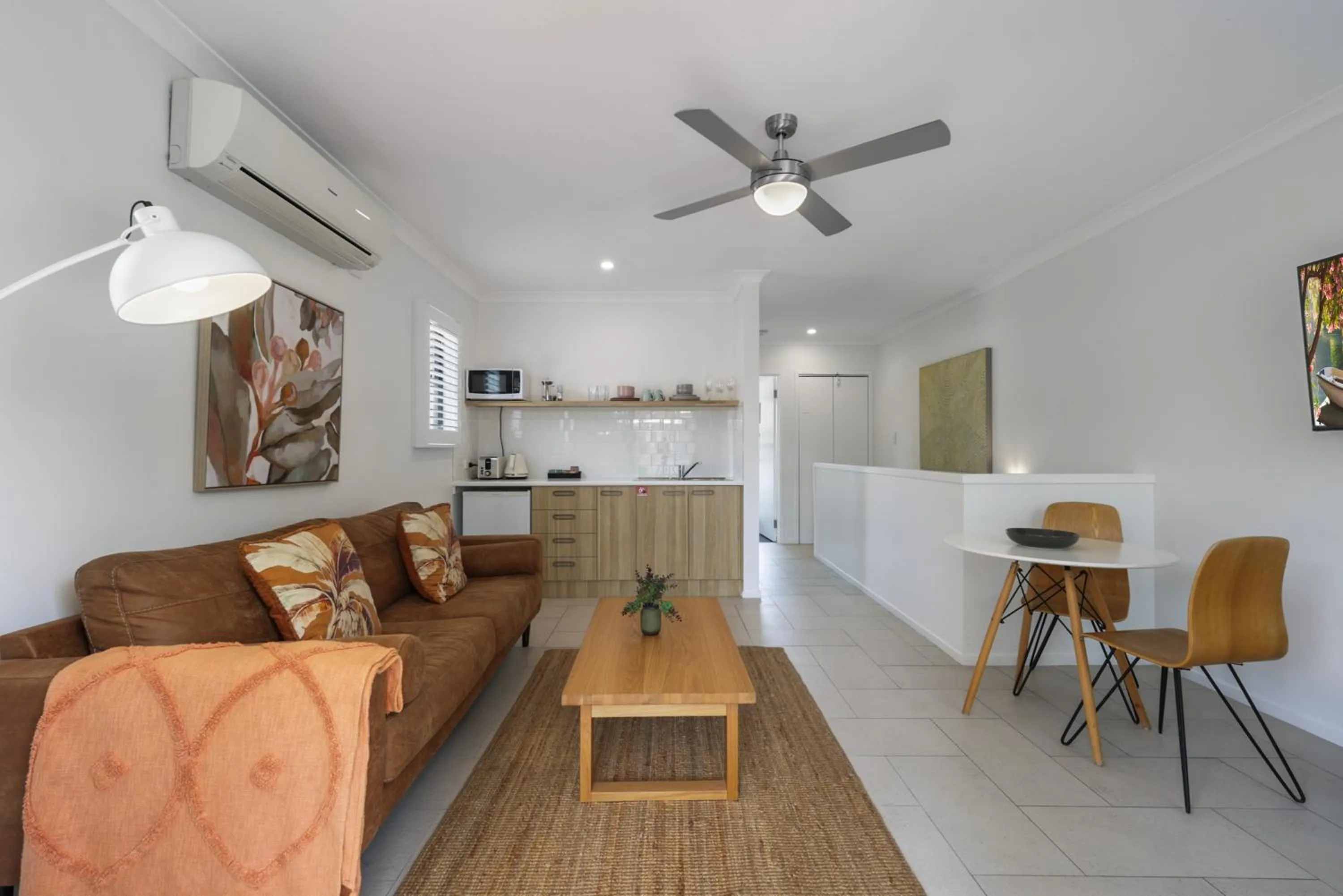 Kitchen or kitchenette in Gosamara Apartments