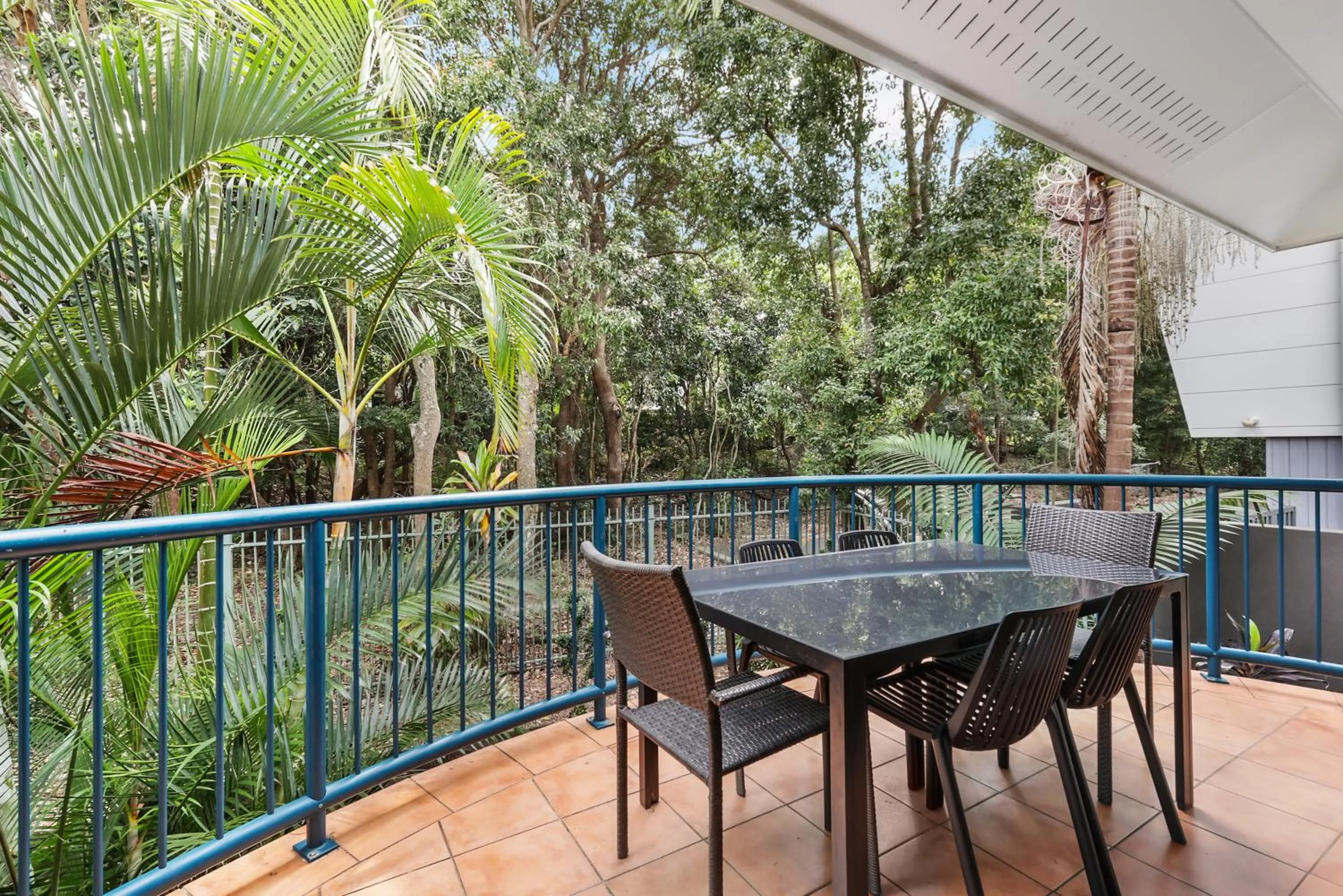 Balcony/Terrace in Gosamara Apartments