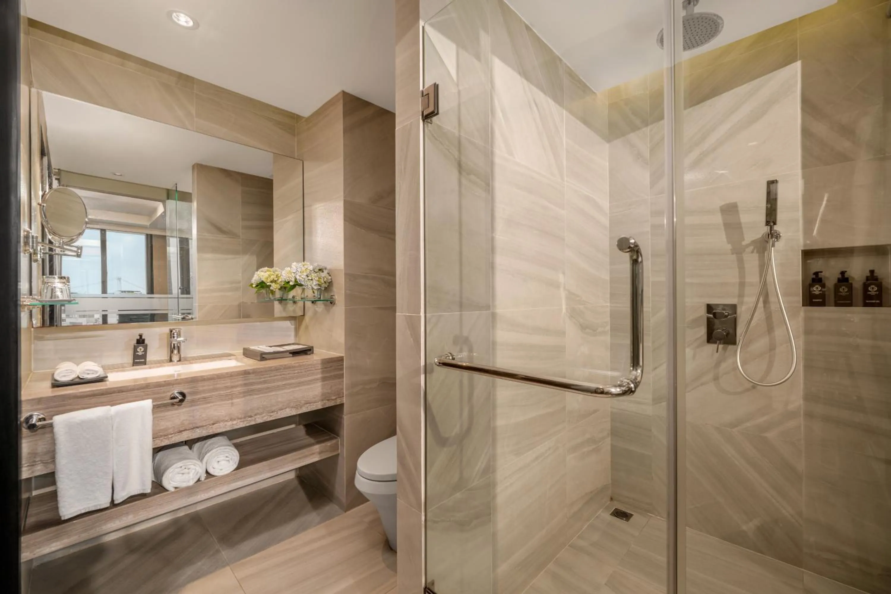 Bathroom in New Orient Hotel Da Nang