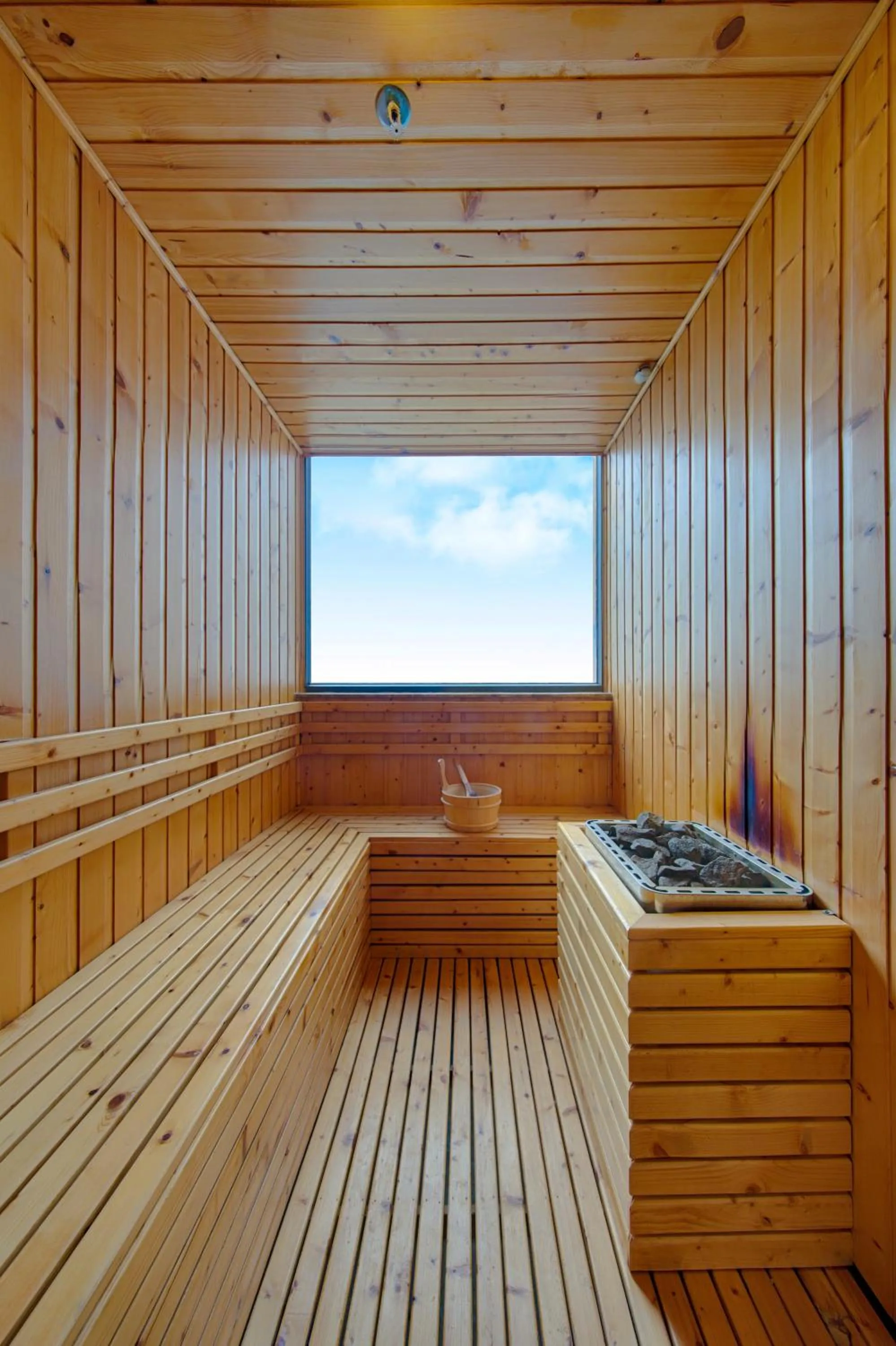 Sauna in New Orient Hotel Da Nang