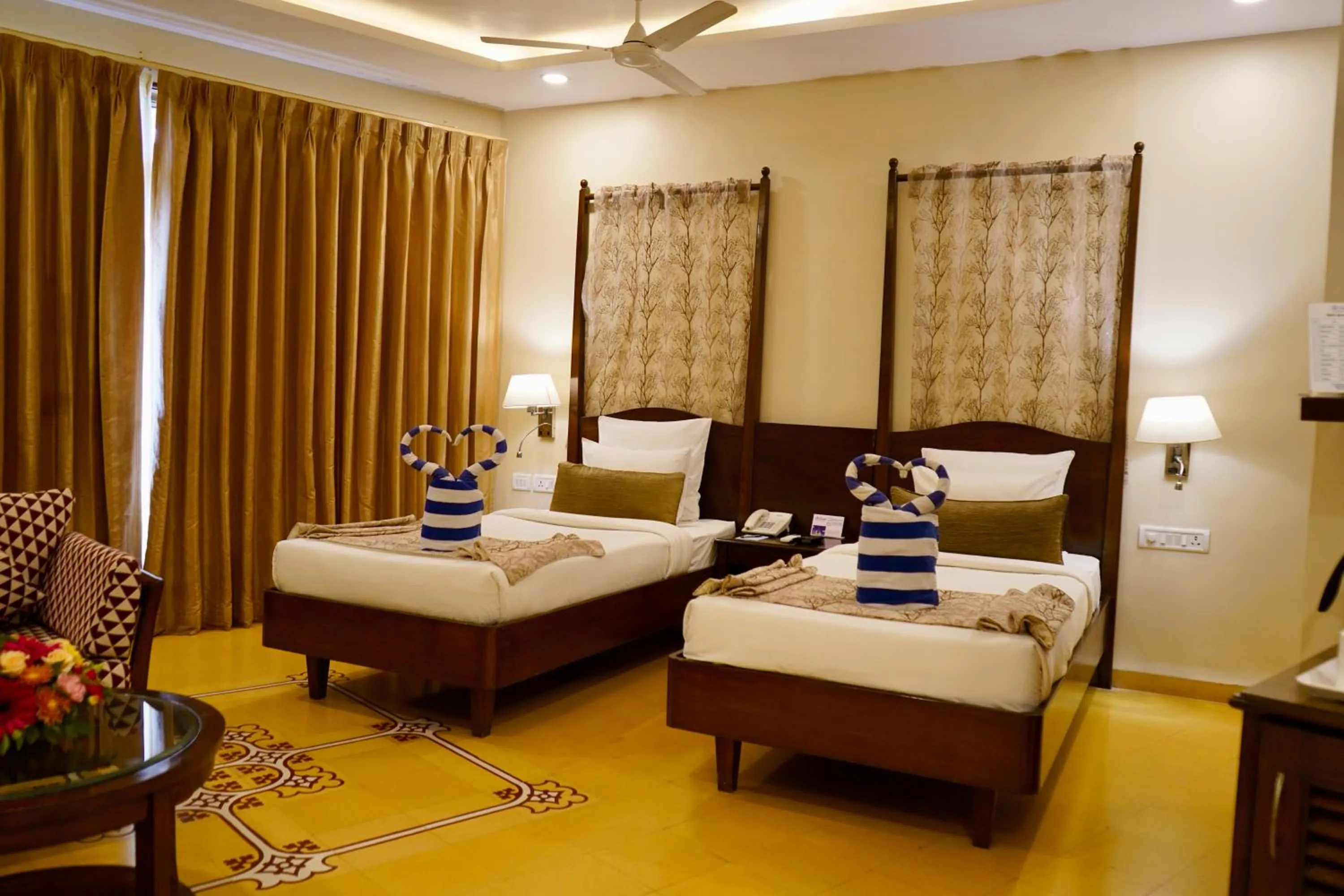 Bedroom, Bed in The Crown Goa