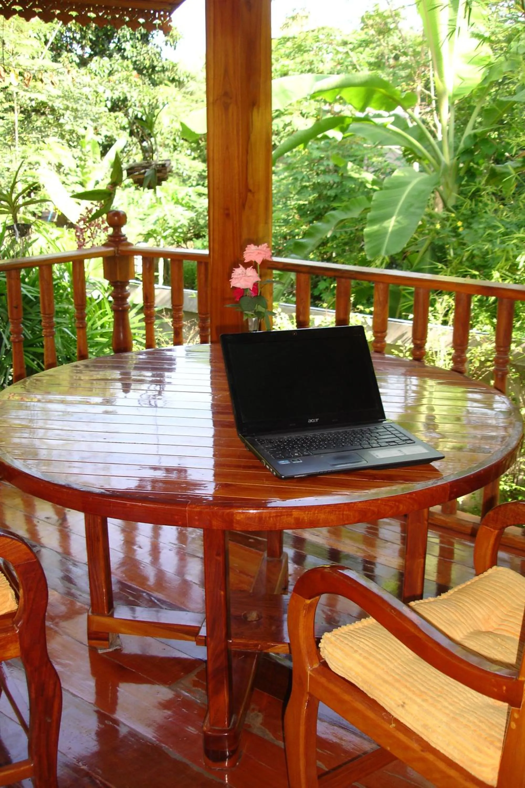 Home Stay Stc Bed And Breakfast