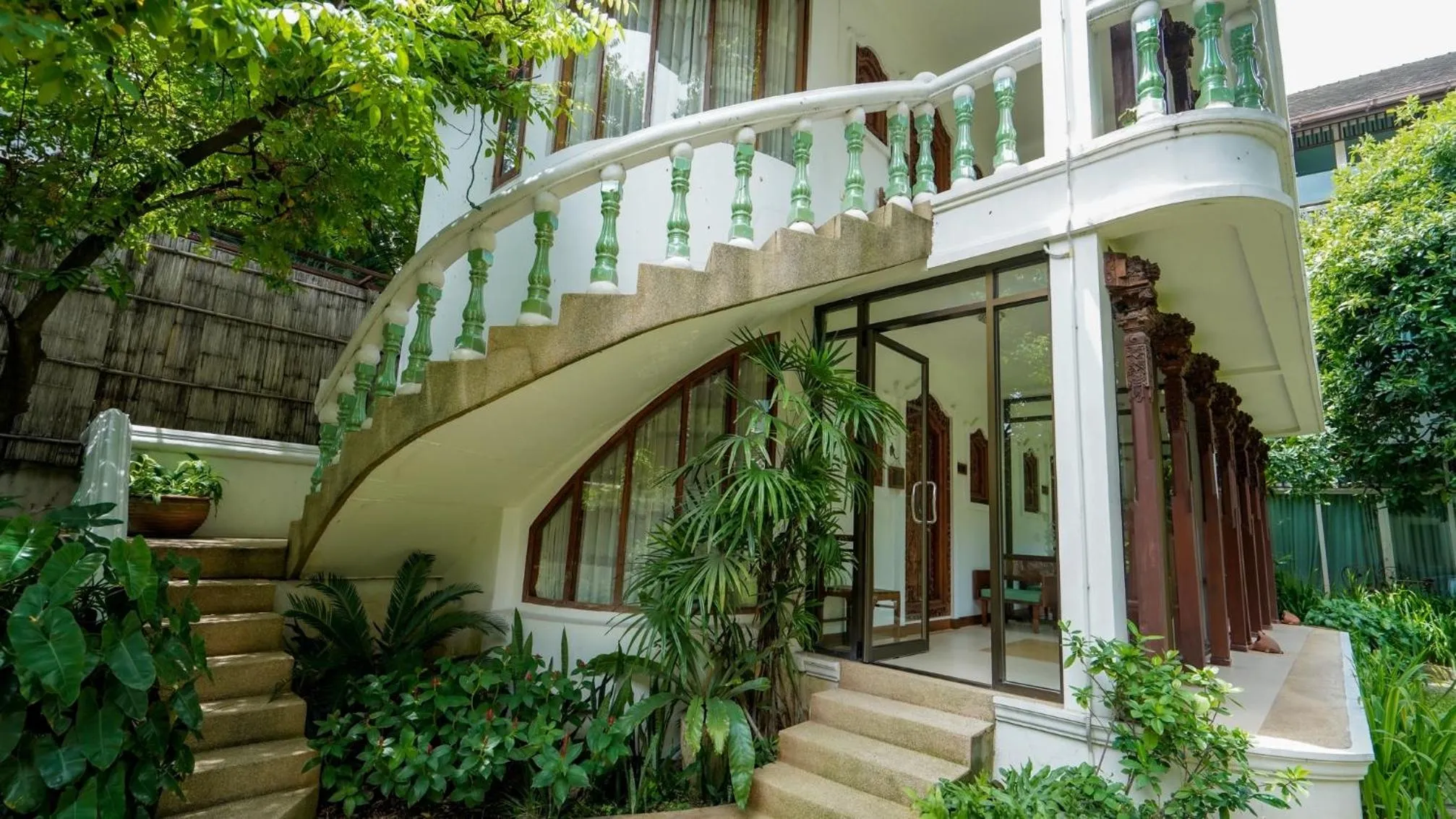 Property building in Kodchasri Thani Hotel Chiangmai