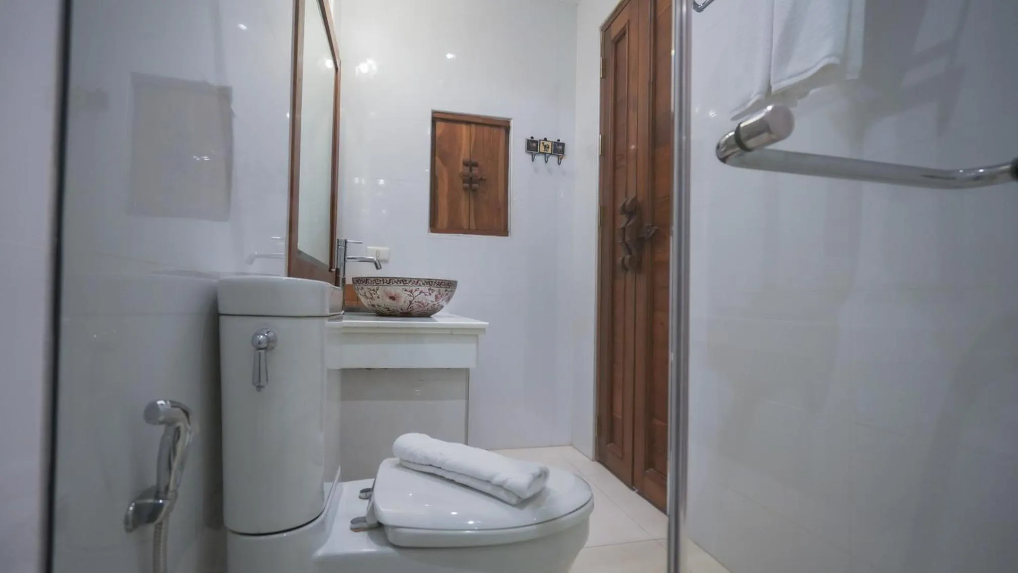 Bathroom in Kodchasri Thani Hotel Chiangmai