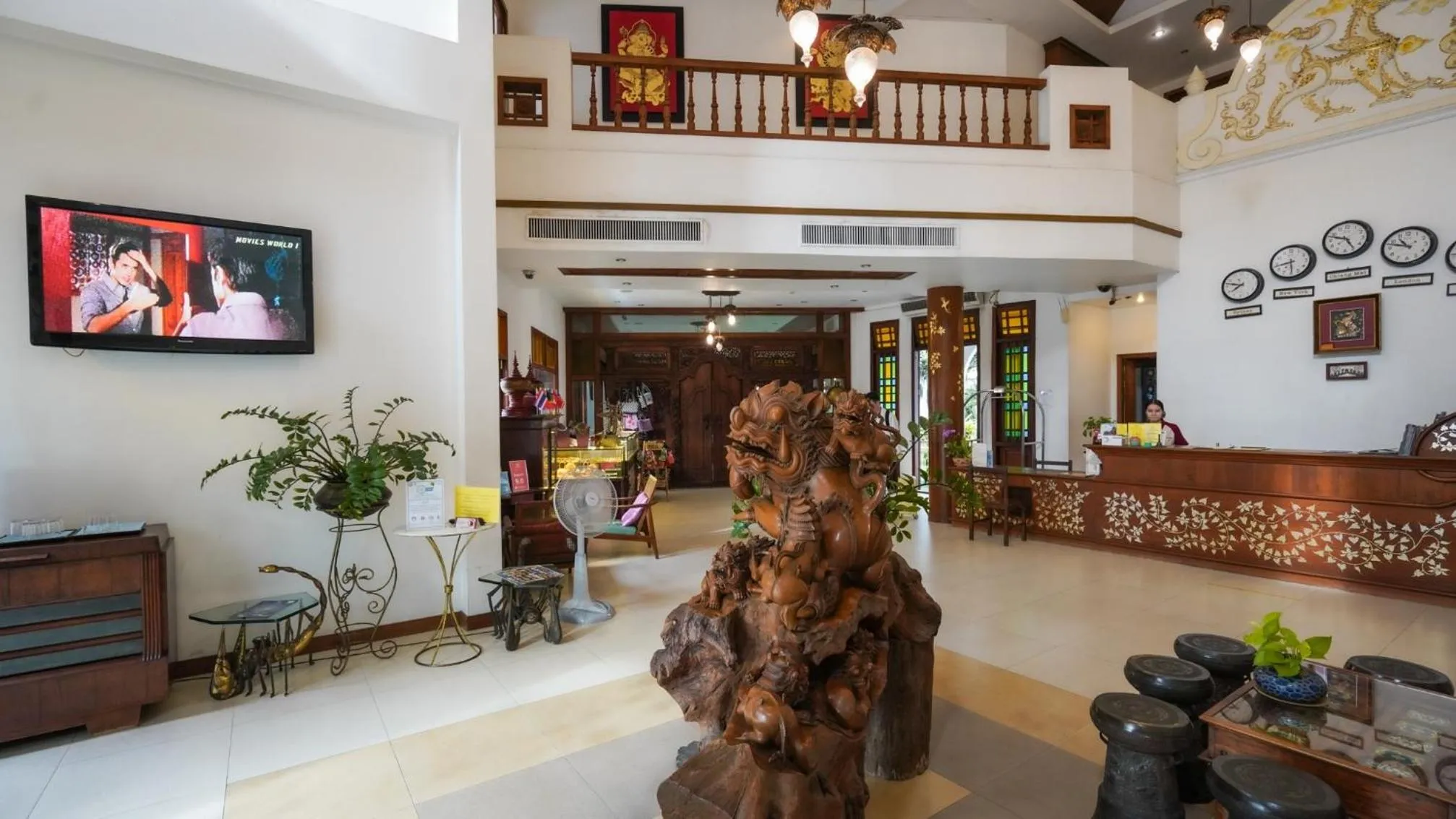 Lobby or reception in Kodchasri Thani Hotel Chiangmai