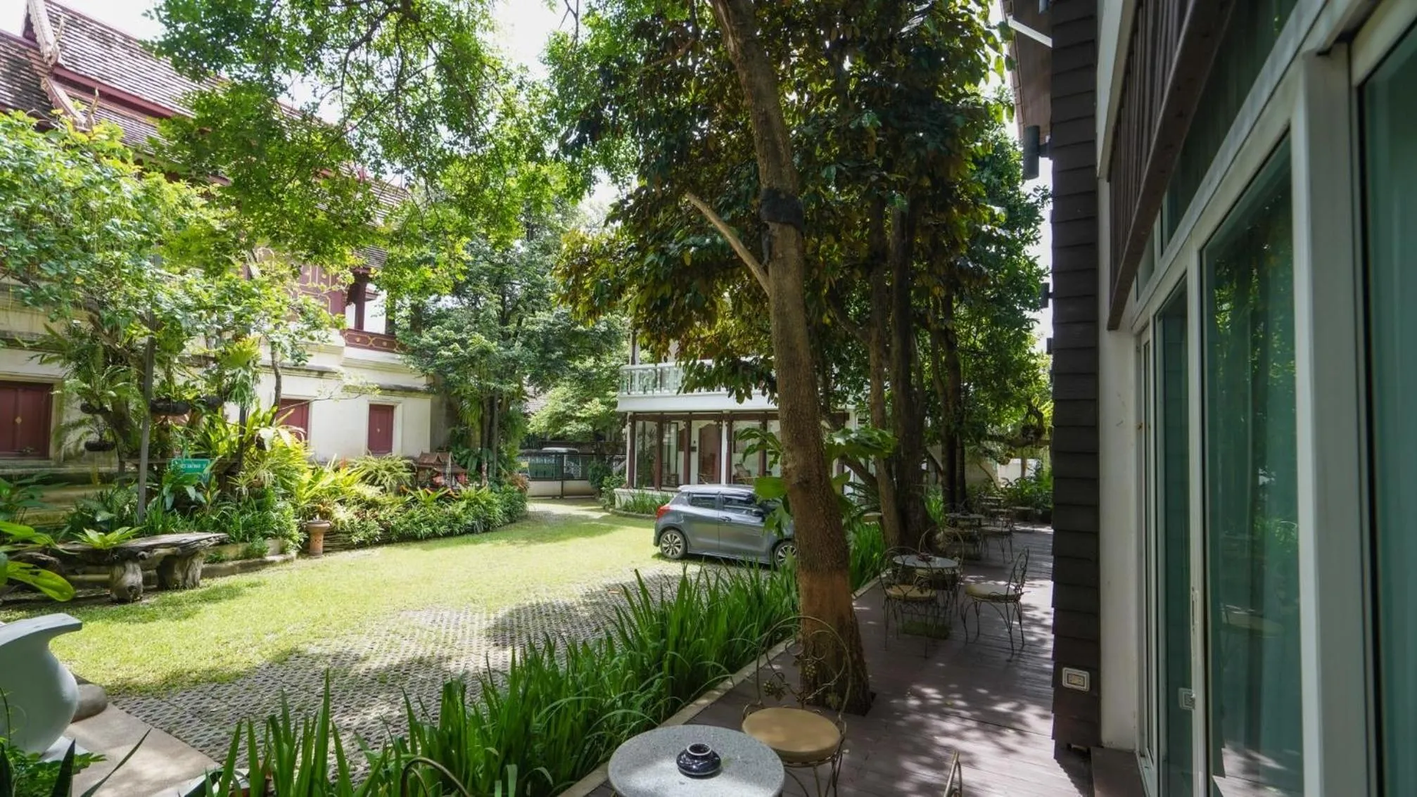 Property building in Kodchasri Thani Hotel Chiangmai