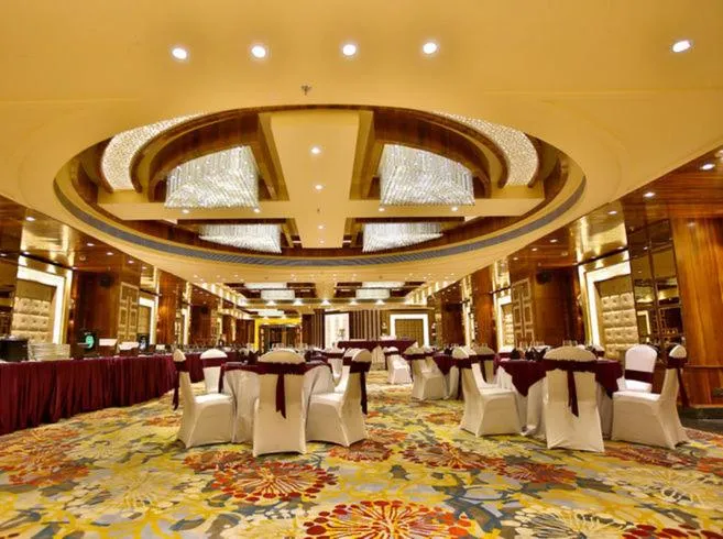 Business facilities in Regenta Central the Crystal Kanpur,