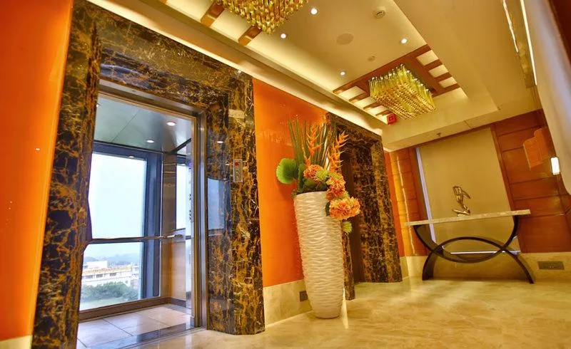 Lounge or bar in Regenta Central the Crystal Kanpur,