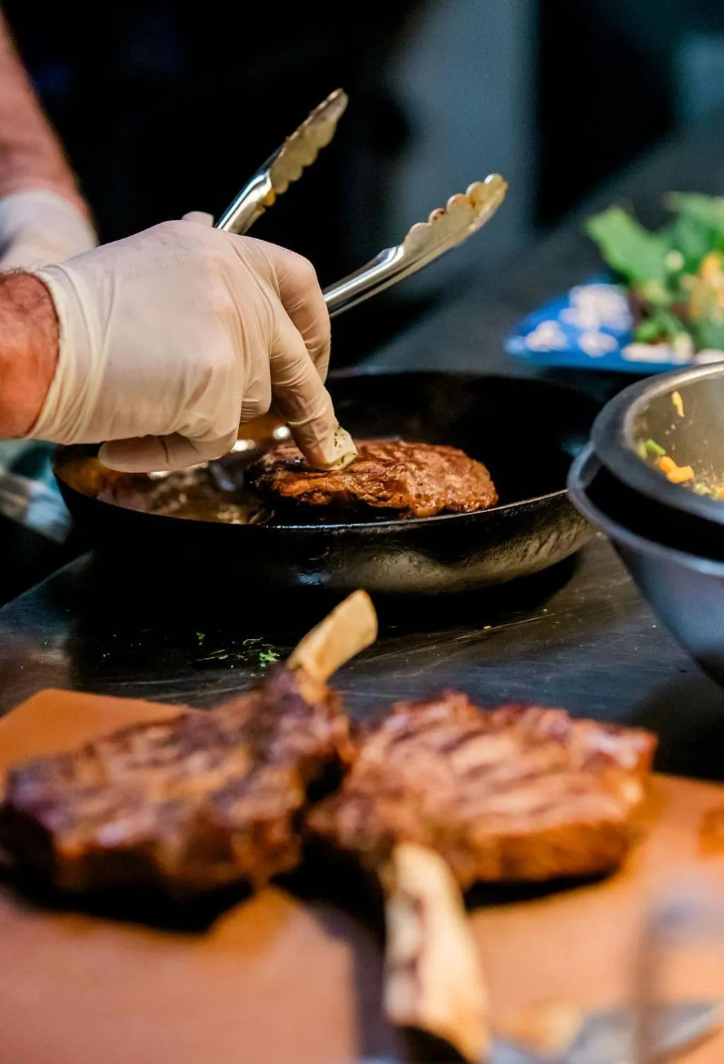 Restaurant/places to eat in The Cambridge Hotel & Backpackers