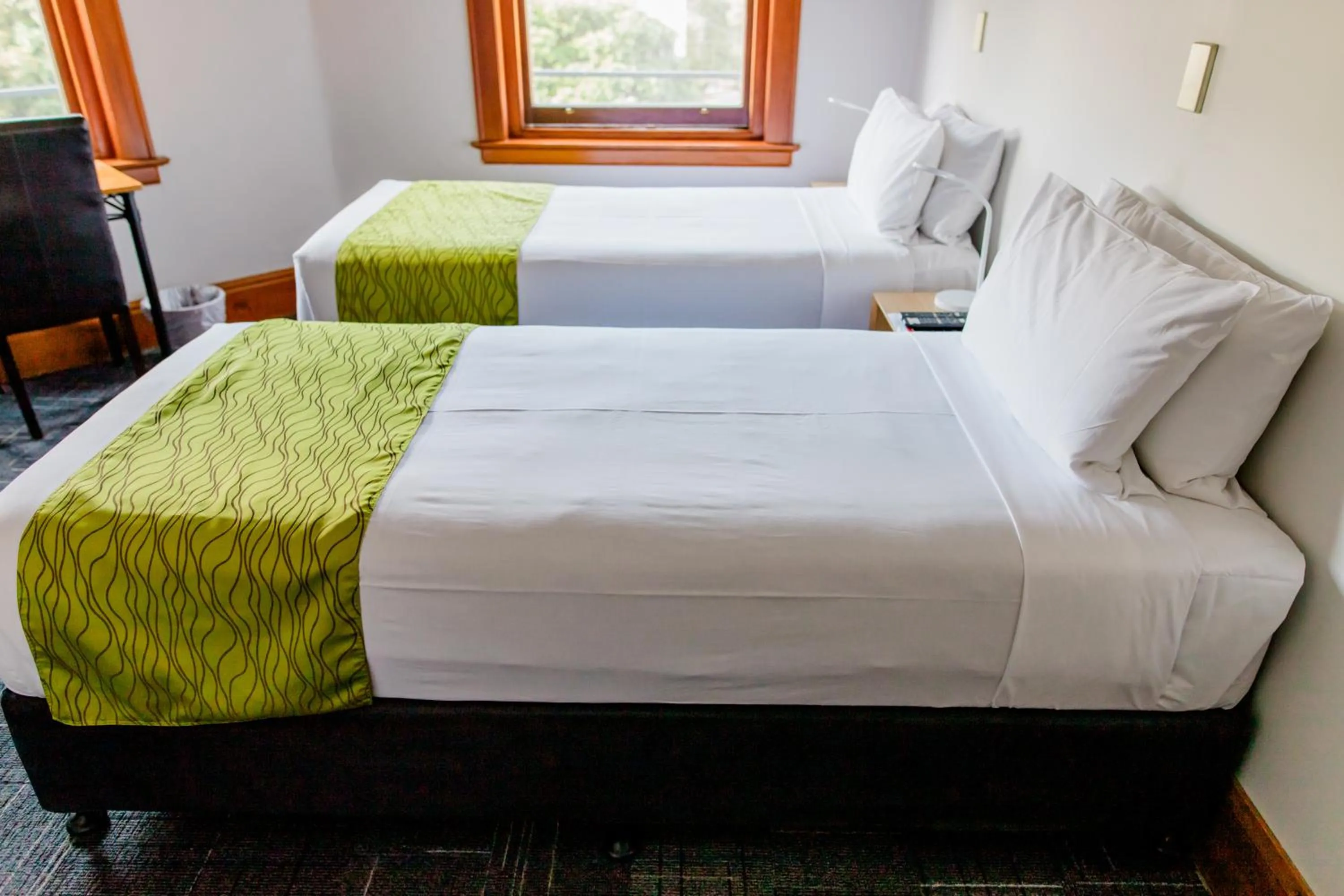 Bed in The Cambridge Hotel & Backpackers