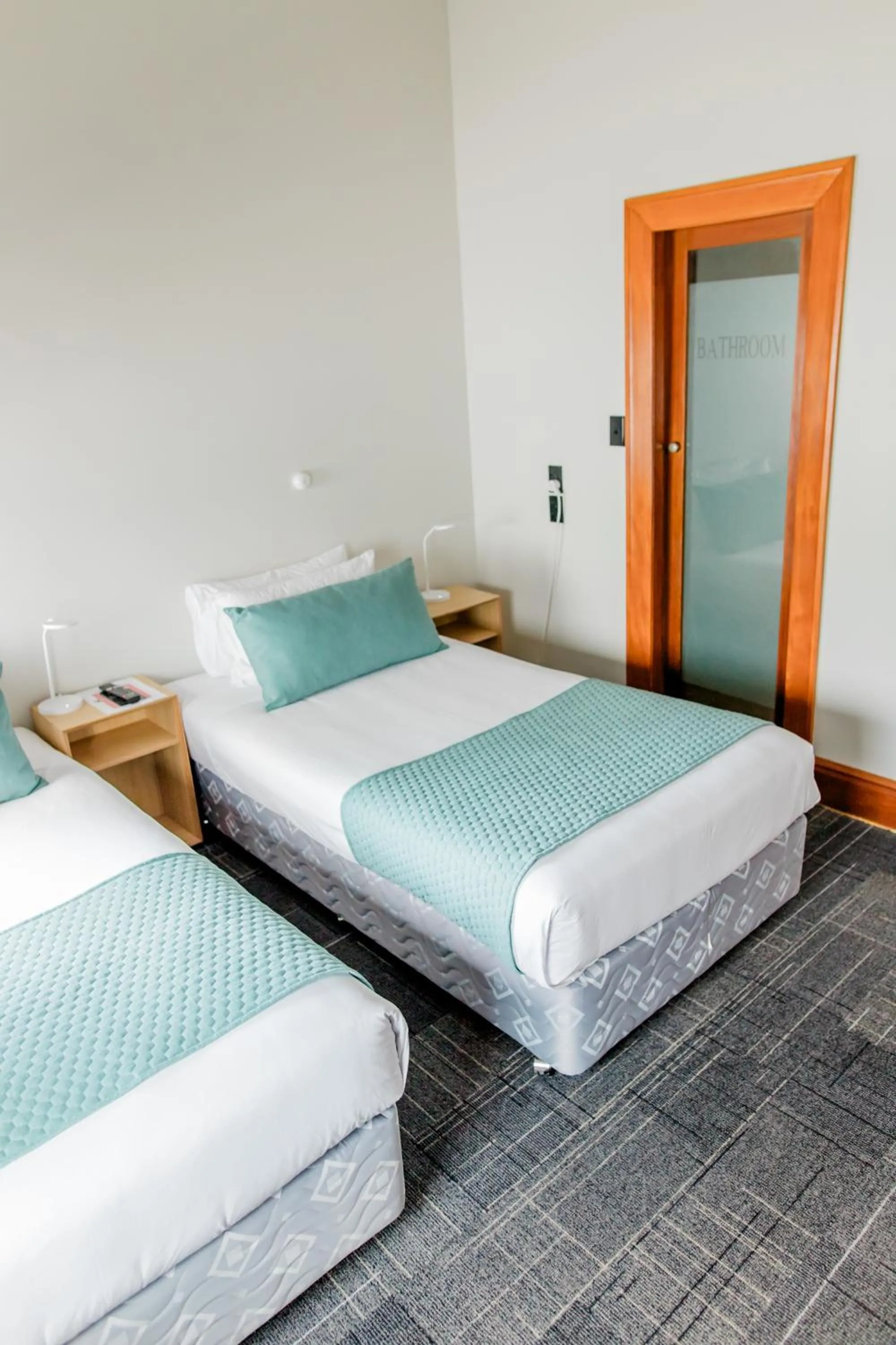 Bed in The Cambridge Hotel & Backpackers