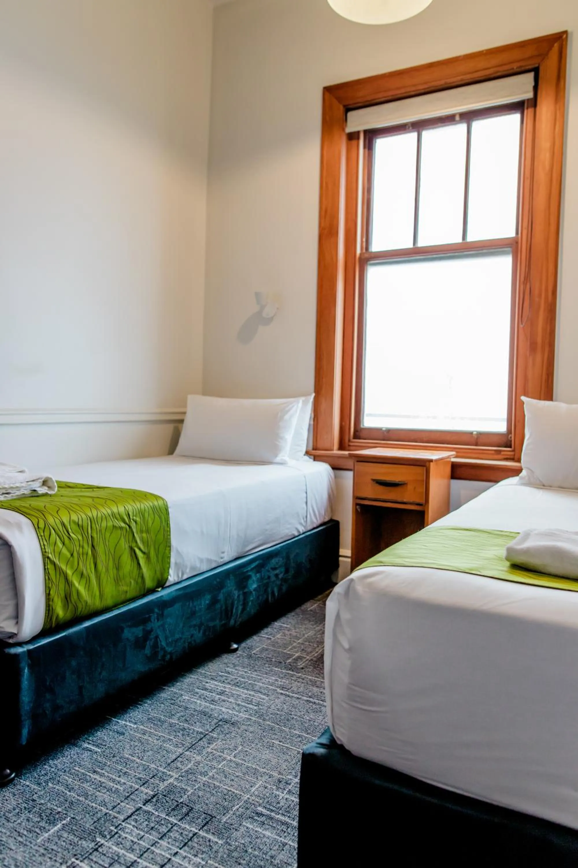 Bed in The Cambridge Hotel & Backpackers