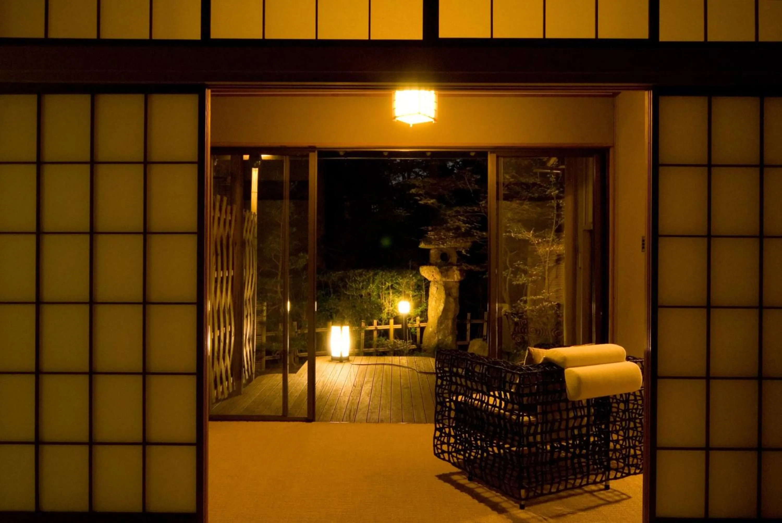 Night in Yoshidaya Sannoukaku